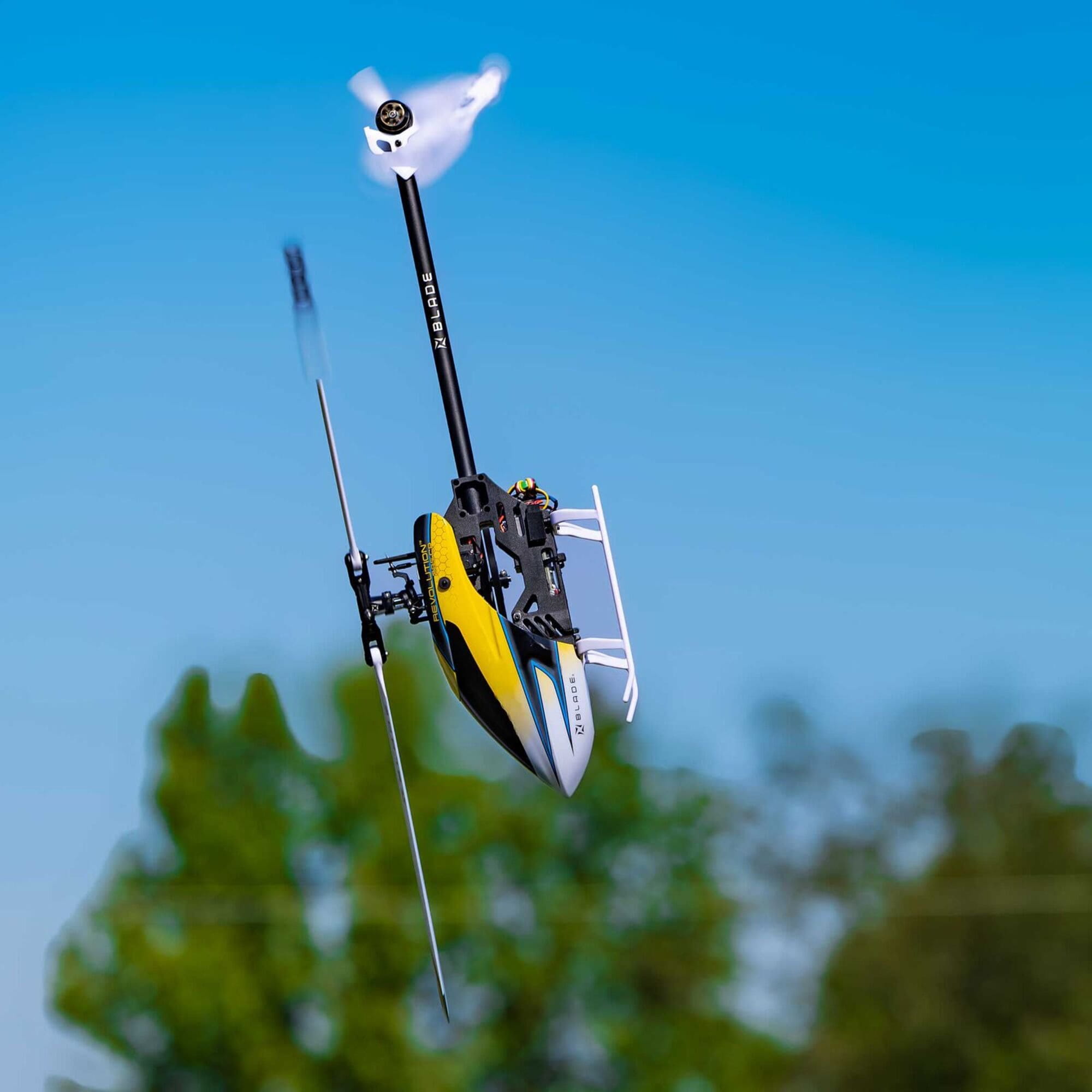 blade revolution 235 cp bnf hubschrauber Blade Revolution 235 CP BNF Hubschrauber mit SAFE und AS3X fuer Anfaenger und Fortgeschrittene