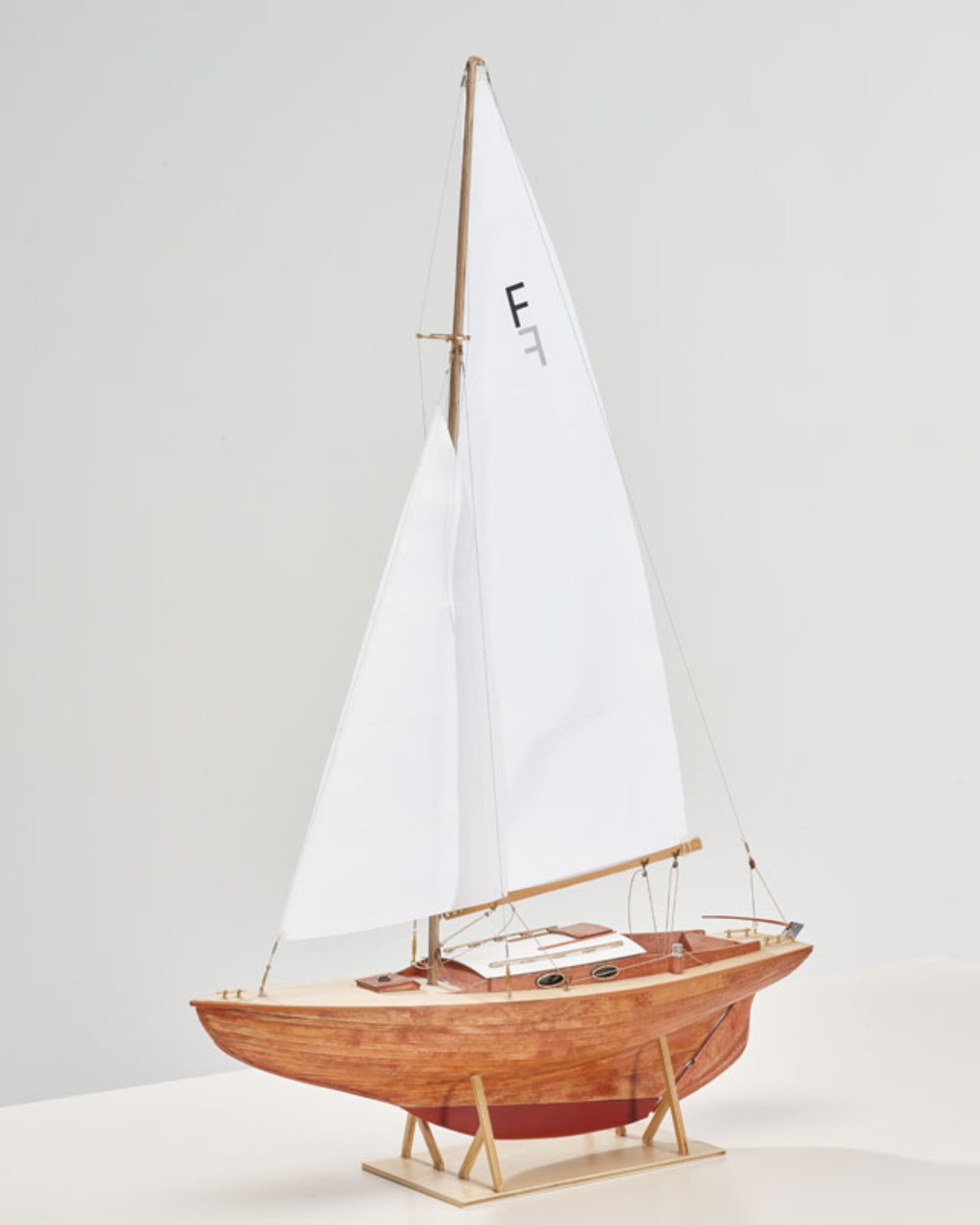 folkeboot standmodell bausatz im massstab 1-15 aus holz