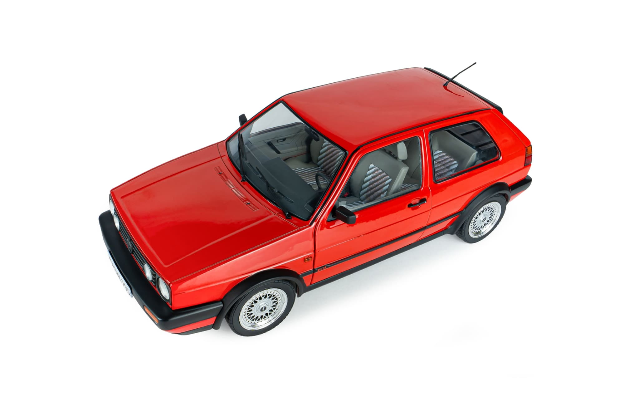 Solido 1_18 VW Golf 2 GTI mars rot 1984 Modellauto - RC-Zubehoer