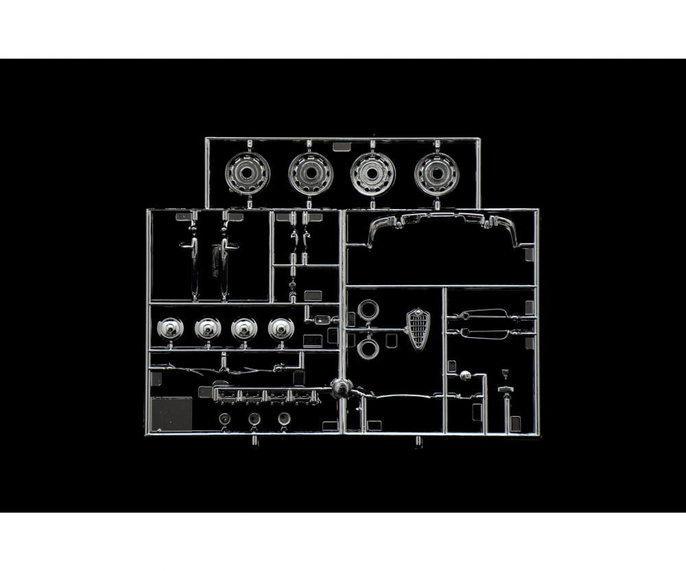 Italeri 1:24 Alfa Romeo Giulietta Spider 1300 Italeri 1:24 Alfa Romeo Giulietta Spider 1300