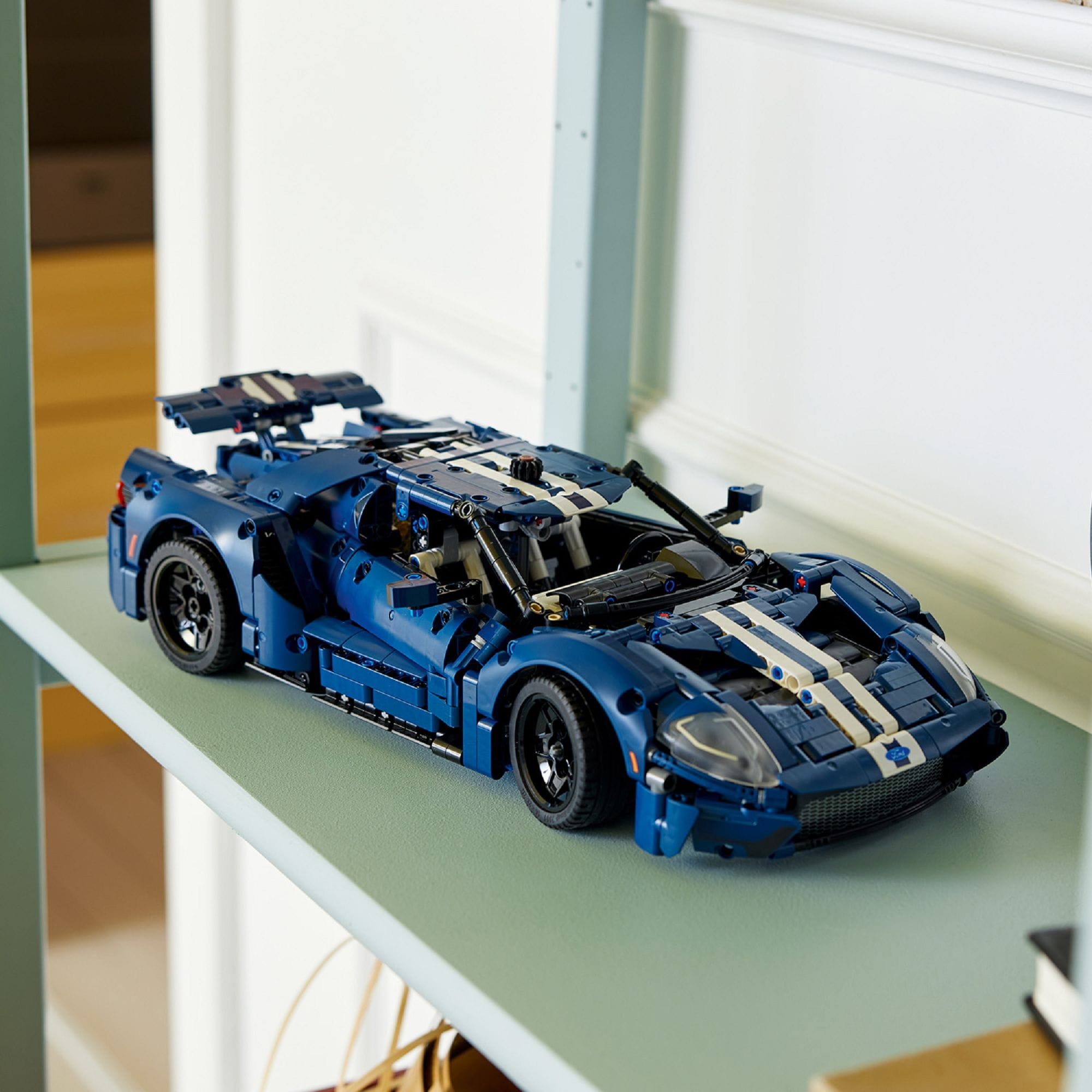 LEGO® Technic Auto Ford GT 2022