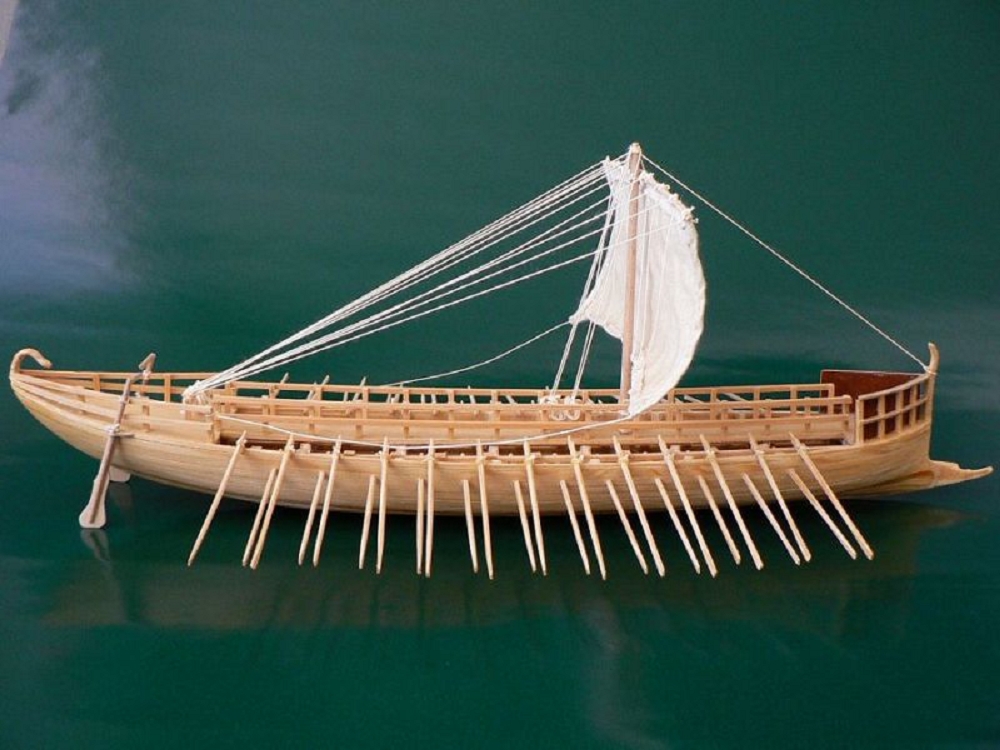 Griechische Bireme 1_72 Modellbausatz aus Holz mit Laser-Cut-Teilen