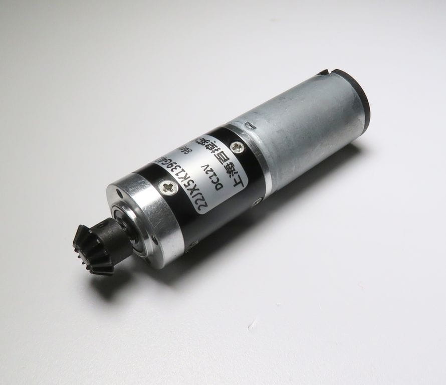 Lesu Motor-Getriebeeinheit Drehantrieb LESU Bagger 86rpm