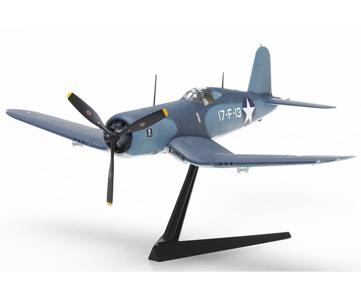 Tamiya 1:32 F4U-1 Corsair "Birdcage"