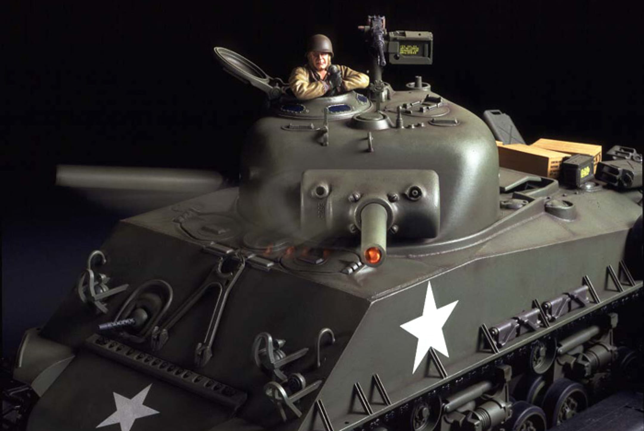 Tamiya RC US Panzer Sherman M4 Full Option