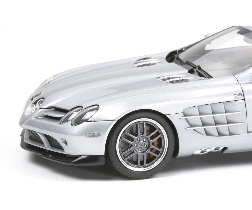 Tamiya Mercedes Benz SLR722 McLaren 2006 1:24 Platik Modellbau Auto Bausatz