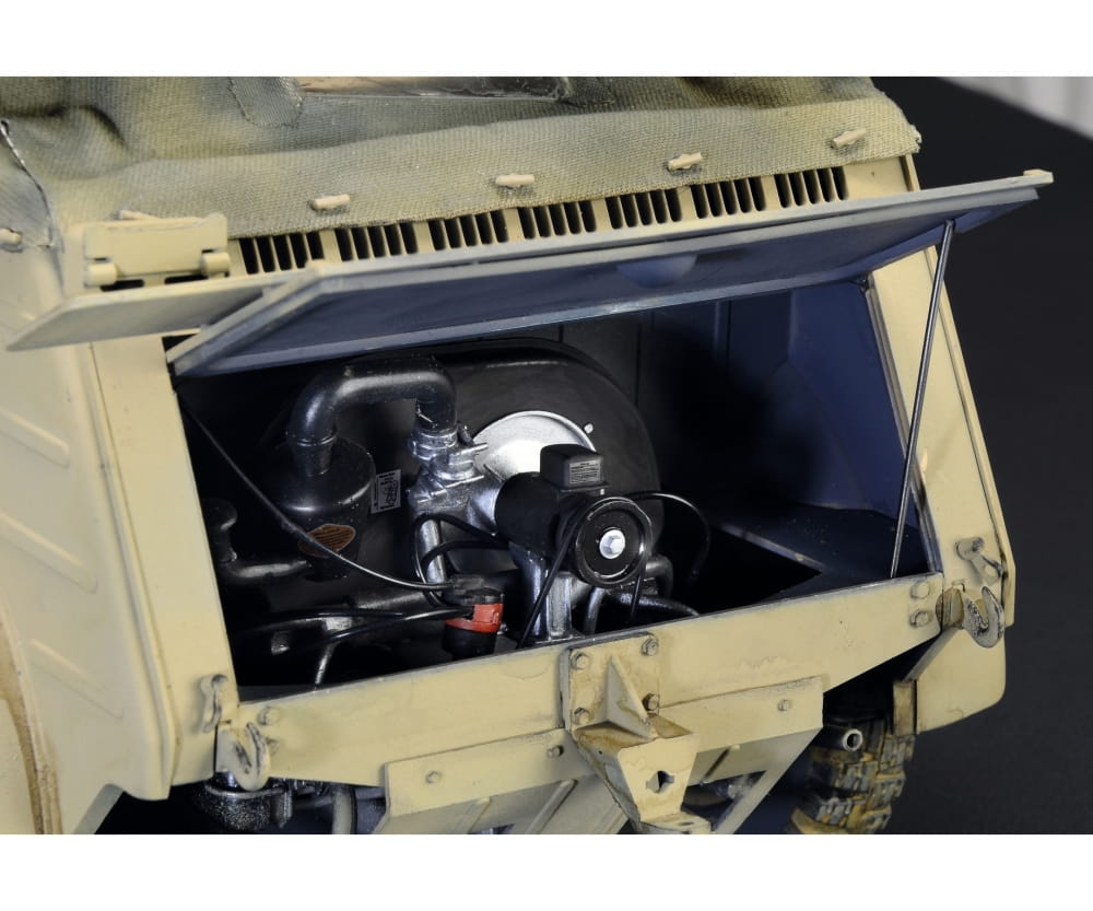 Italeri 1:9 KDF. 1 Typ 82 Kübelwagen