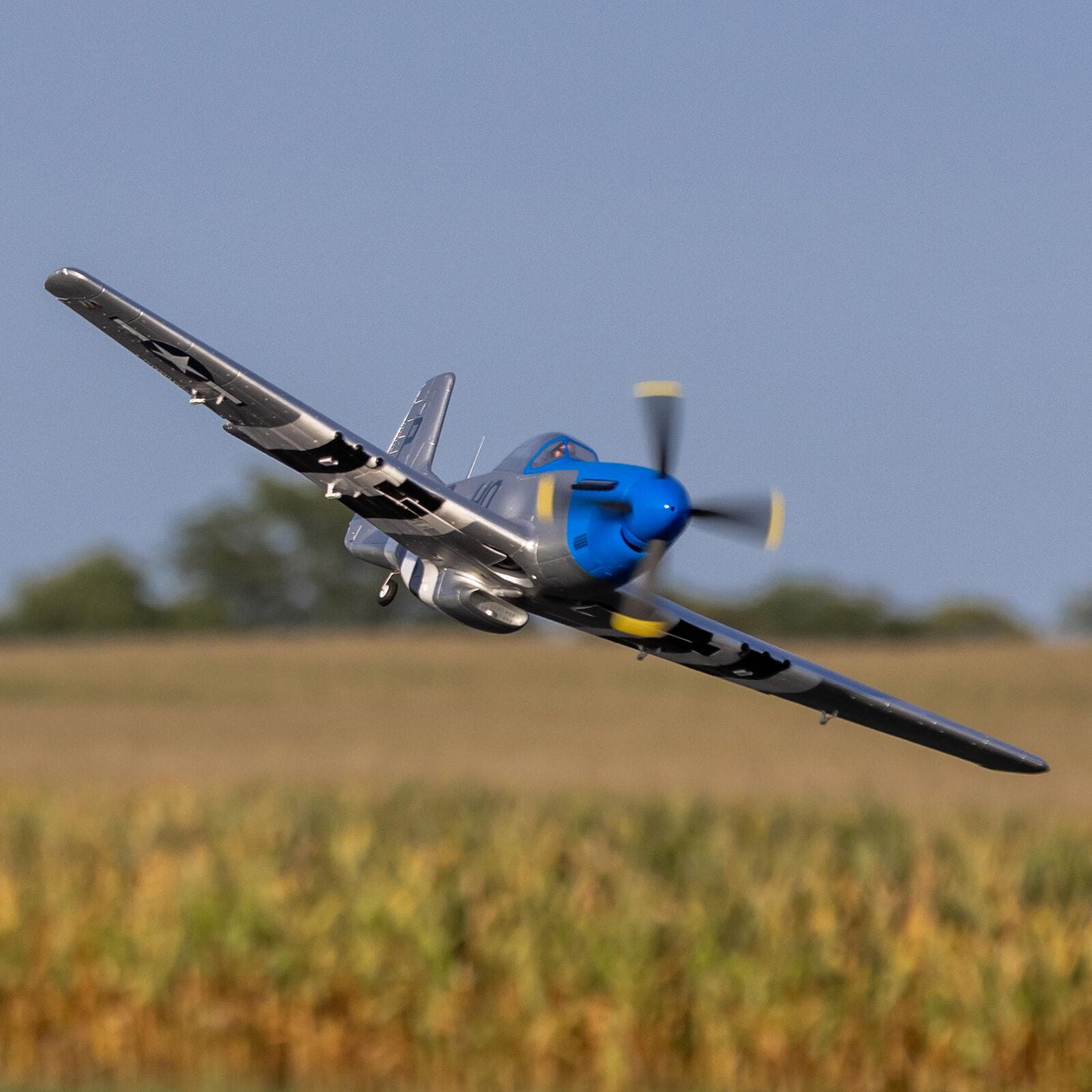 E-flite P-51D Mustang 1.2m RC Flugzeug mit Smart PNP E-flite P-51D Mustang 1.2m RC Flugzeug mit Smart PNP