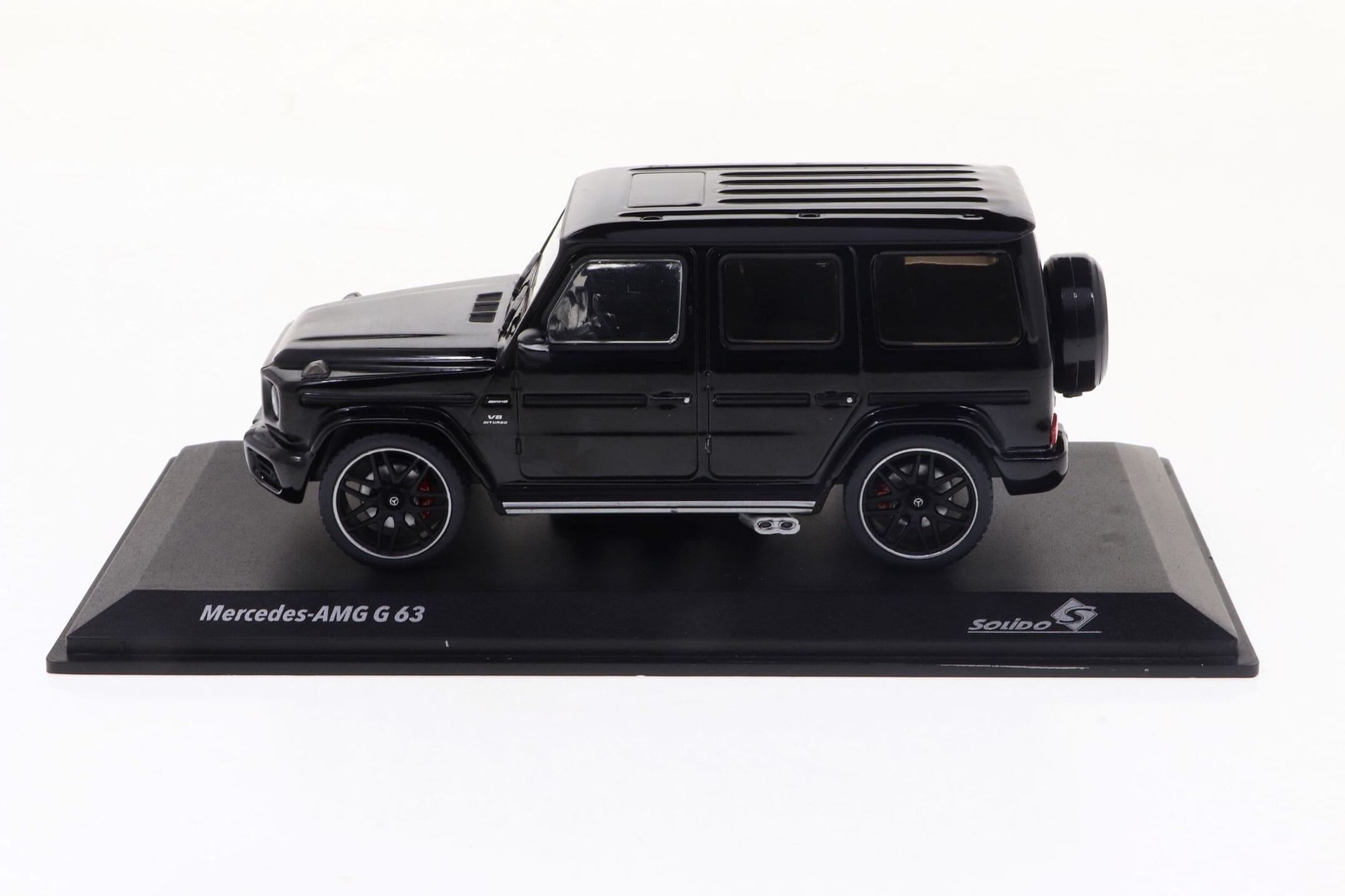 Mercedes AMG G63 2022 Modellauto von Solido im Massstab 1_43 Black Metallic