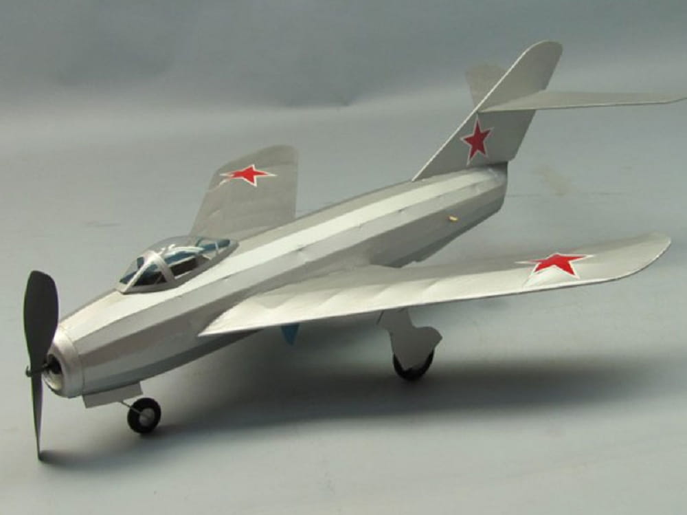Dumas Aircraft MIG - 17 Balsabausatz - RC-Zubehoer