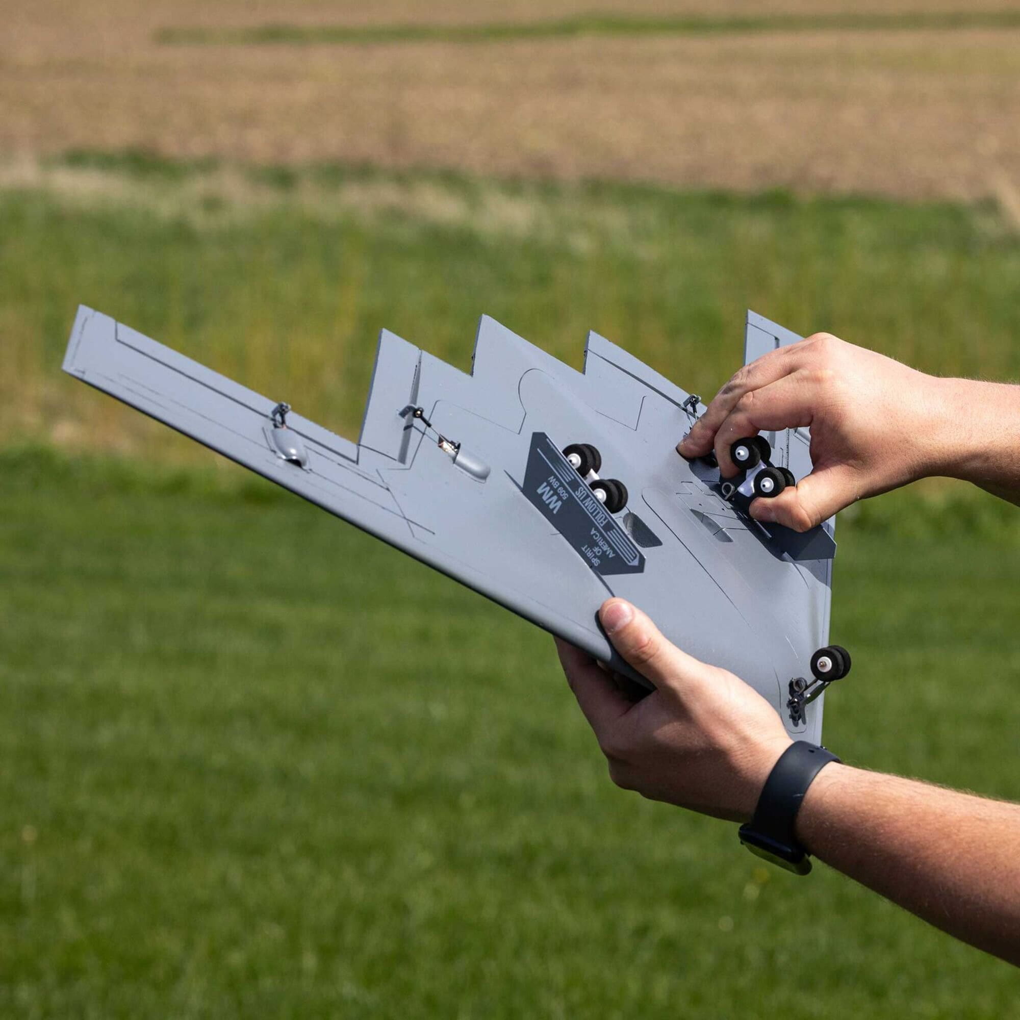 E-flite Micro B-2 Spirit Twin 30mm EDF Jet BNF Basic E-flite Micro B-2 Spirit Twin 30mm EDF Jet fuer Fortgeschrittene