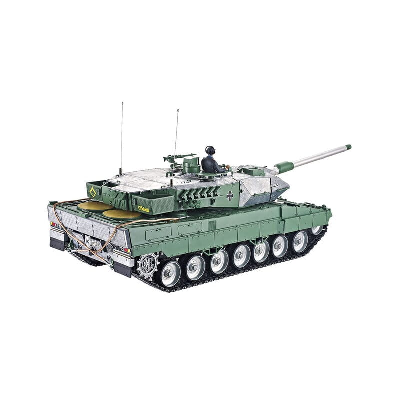 Leopard 2A6 RC Panzer Modell 1_16 in Metallausfuehrung Leopard 2A6 RC Panzer Bausatz 1 zu 16 aus Metall