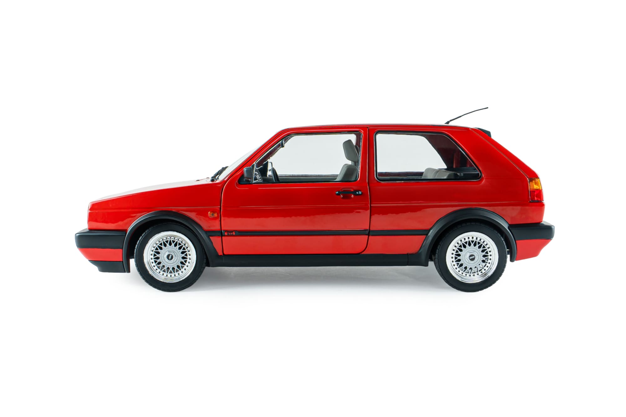 Solido 1_18 VW Golf 2 GTI mars rot 1984 Modellauto - RC-Zubehoer