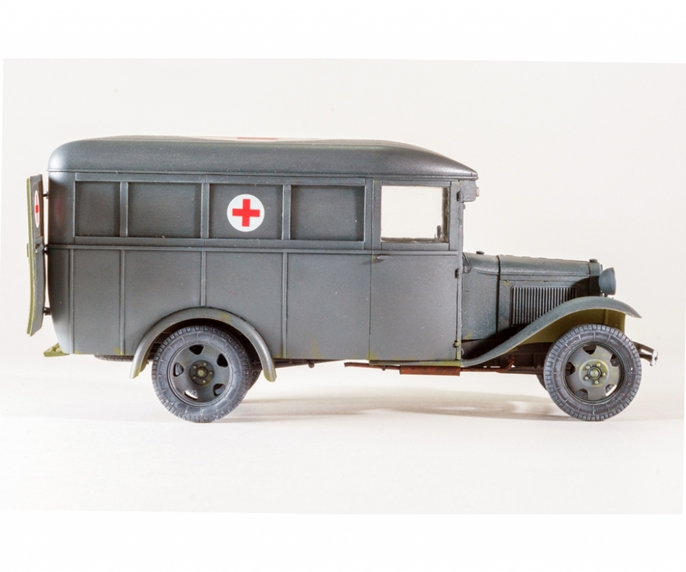 Plastikmodellbau von Miniart 1-35 gaz 03 30 krankenwagen 2achs