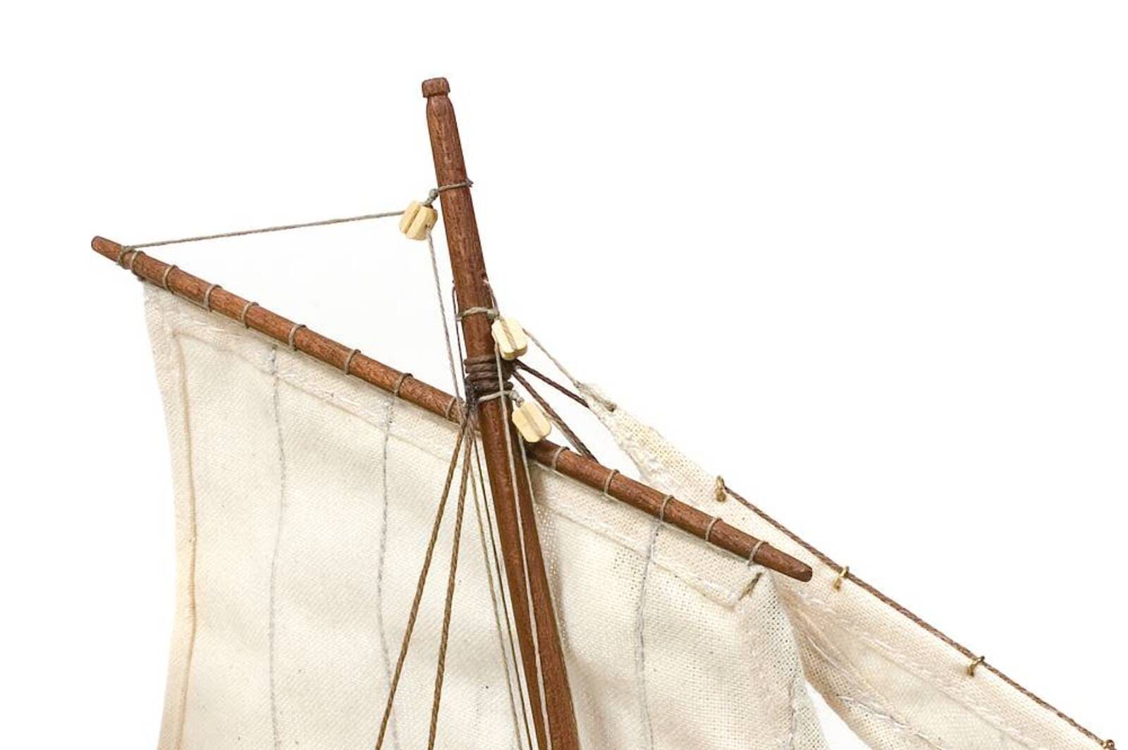 HMS Bounty Beiboot Standmodellbausatz 1_24 - Modellzubehoer