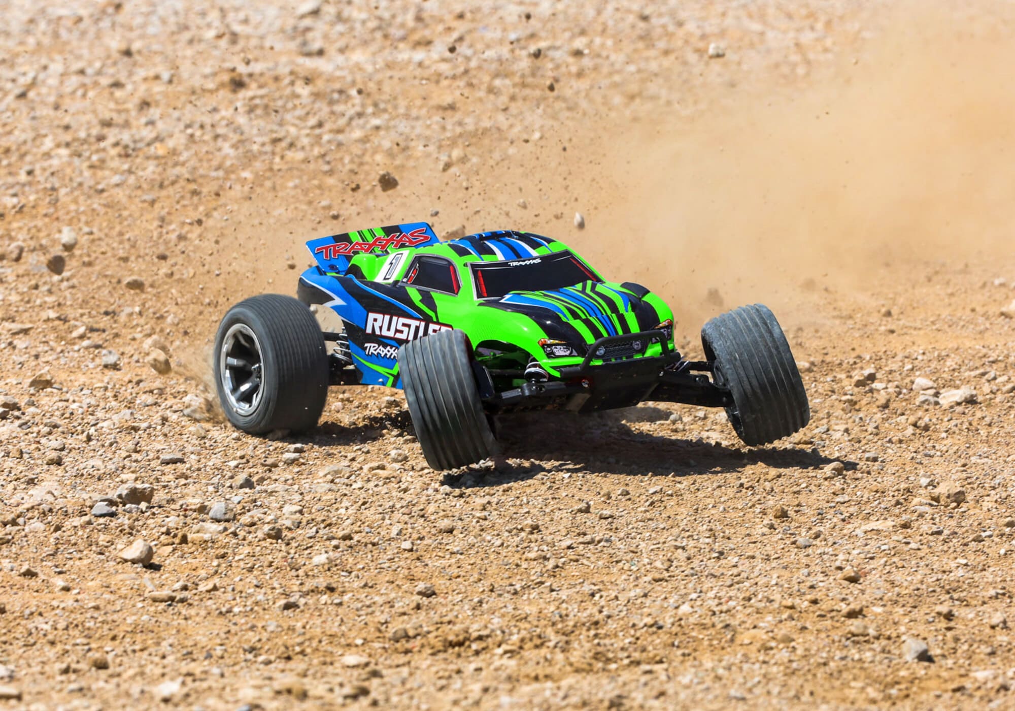 Traxxas Rustler 2WD Gruen RTR mit Akku und Lader