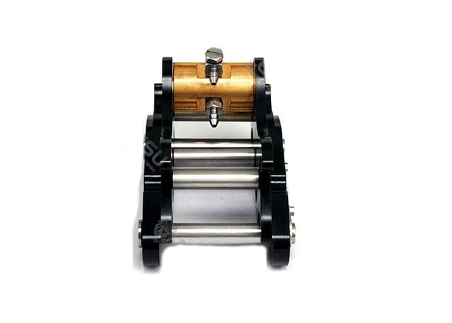 Lesu Schnellwechsler hydraulisch fuer 36t-Bagger - RC-Zubehoer