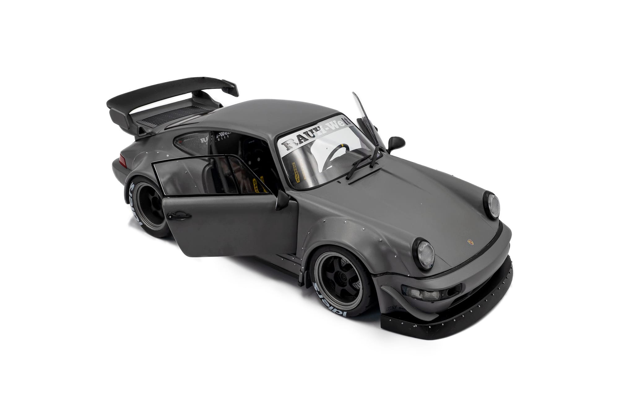 Solido RWB Bodykit Nardo grau mit Figur Modellauto 1_18