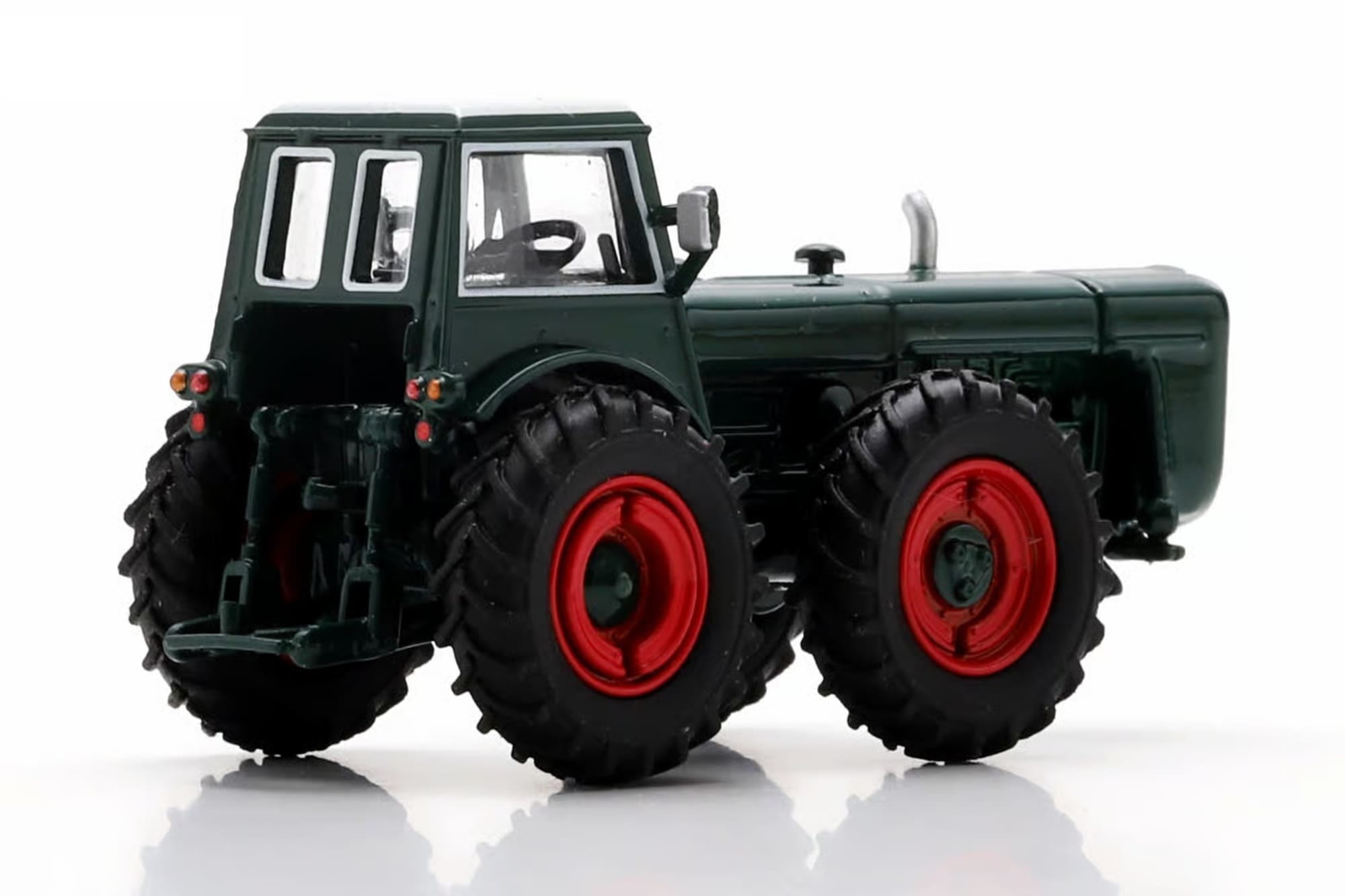 Schuco Dutra D4K Traktor 1_87 Sammlermodell