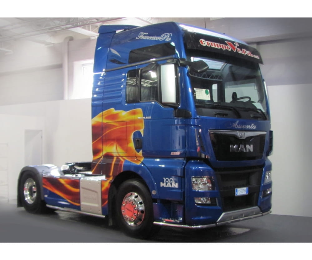 Italeri 1:24 MAN TGX XXL D38 E6 Edition