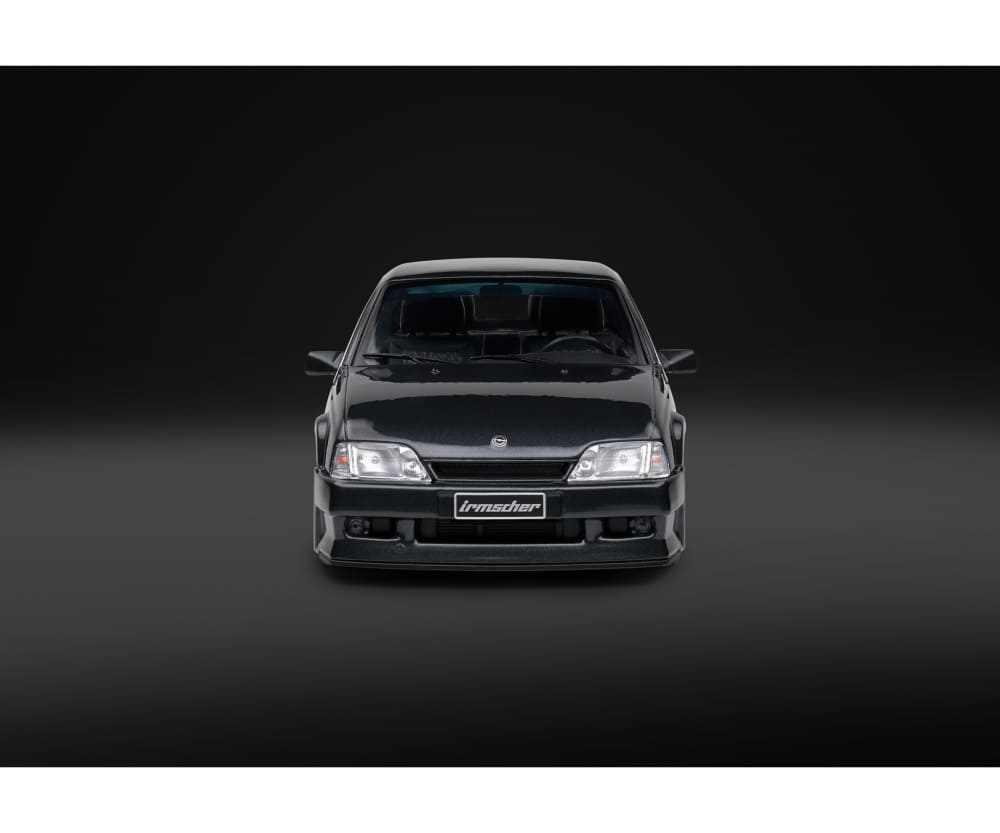 Solido 1:18 Opel Omega 500 schwarz Modellauto