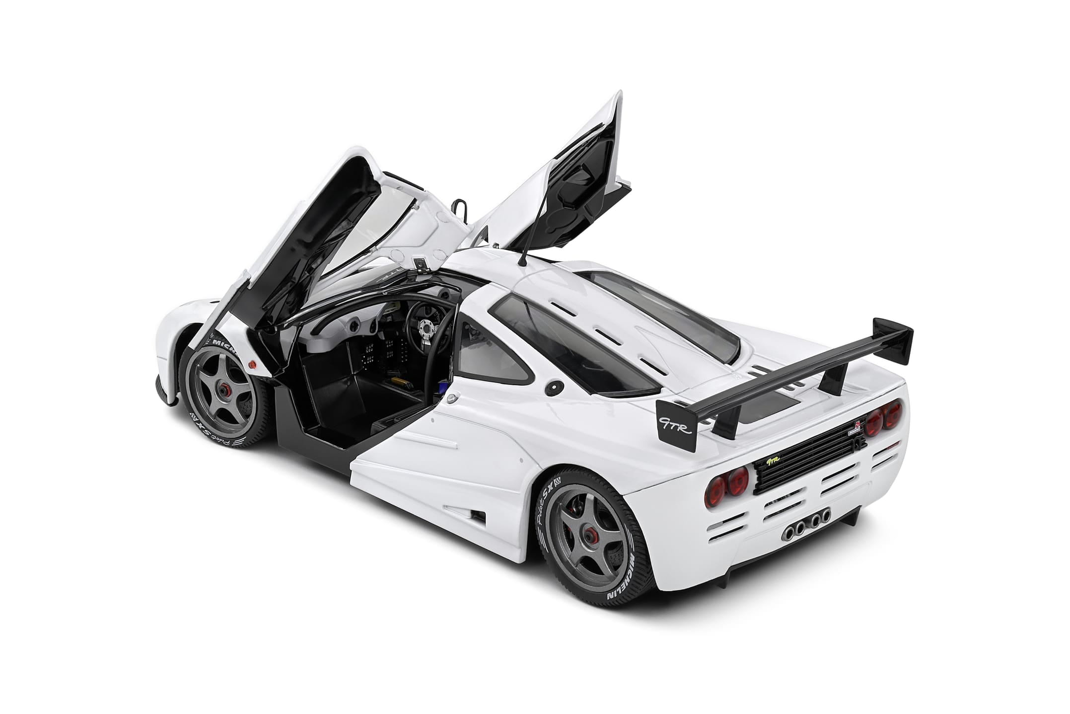 Solido 1_18 McLaren F1 GTR 1996 Modellauto - Detailgetreu_ weisse Nachbildung
