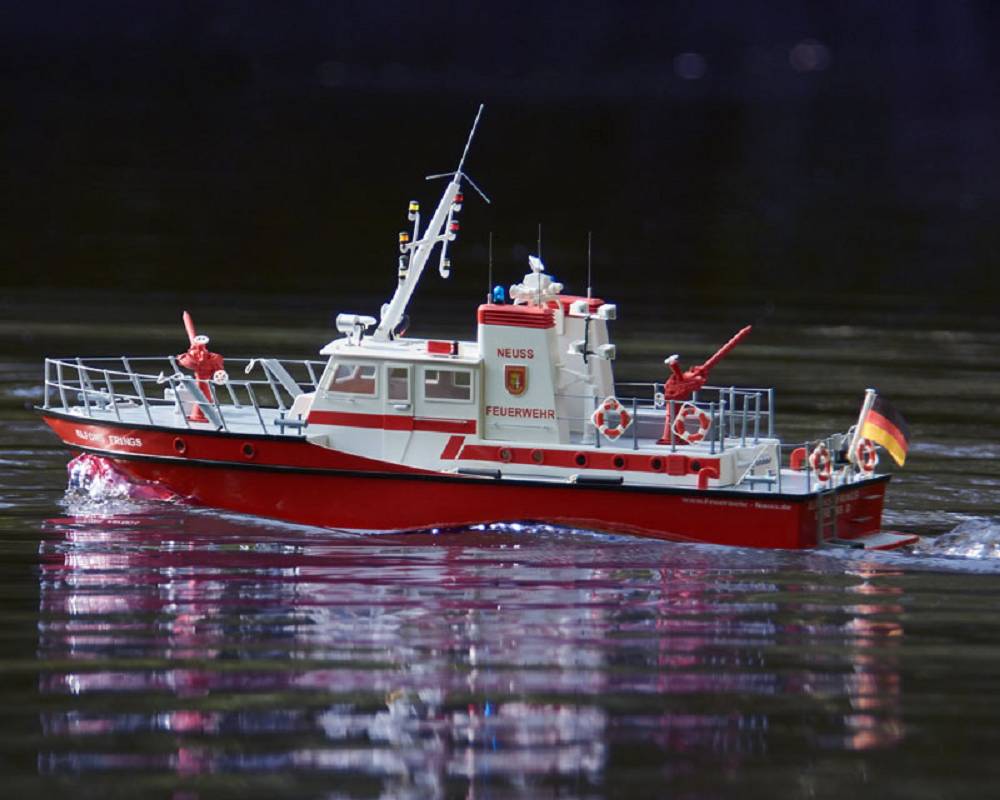 Romarin FLB-1 Ferngesteuertes Feuerlöschboot Modell 1:25 mit RC und Sonderfunktionen