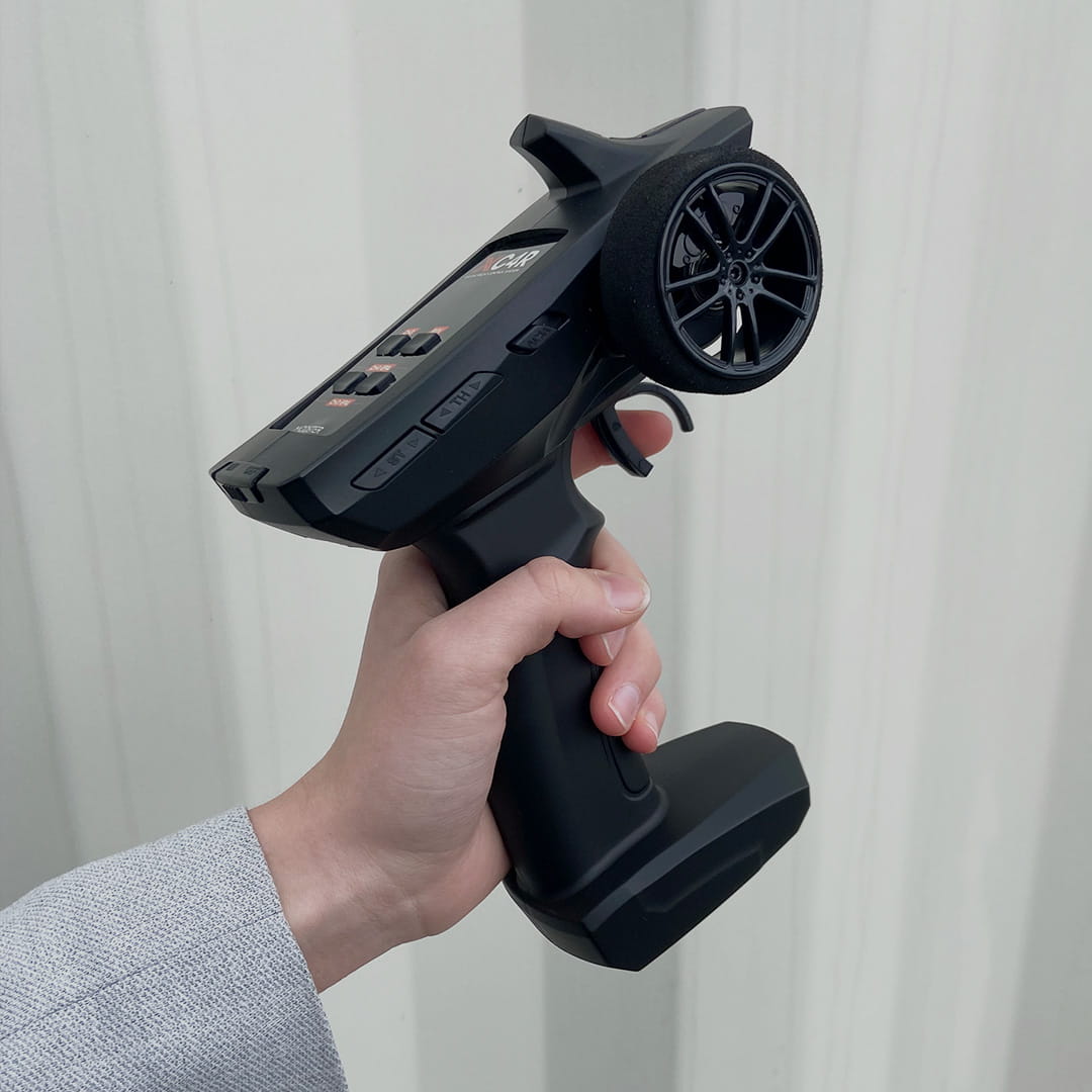 XC4 4 Kanal Fernsteuerung inkl. MR4R Empfaenger Modster XC4 4-Kanal Fernsteuerung inkl. MR4R Empfaenger - RC-Zubehoer