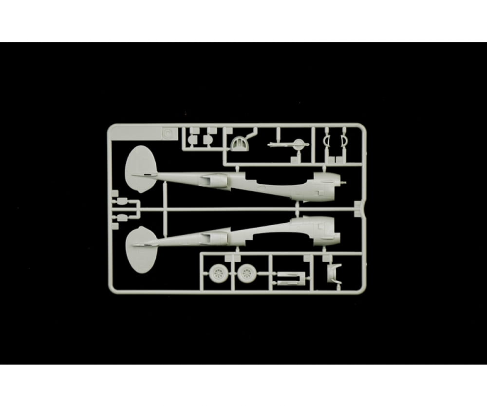 Italeri 1:72 US P-38J Lightning