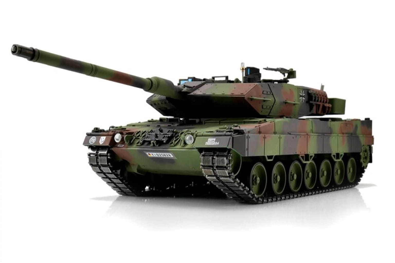 RC Panzer Leopard 2A6 1:16 RC Panzer Leopard 2A6 im Maßstab 1:16