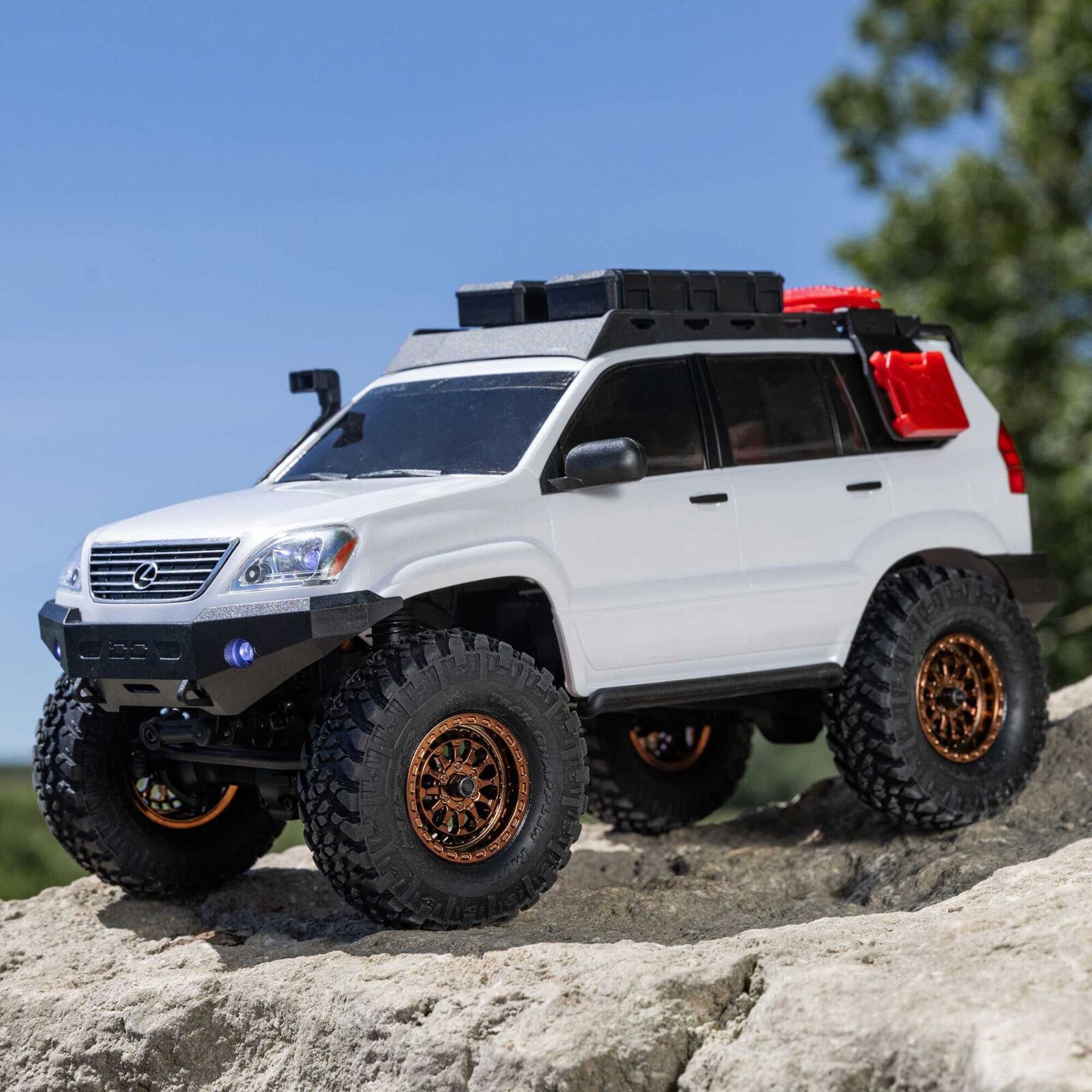 Axial SCX24 Lexus GX 470 1_24 4X4 Crawler RTR Modell mit Akku und Ladegeraet