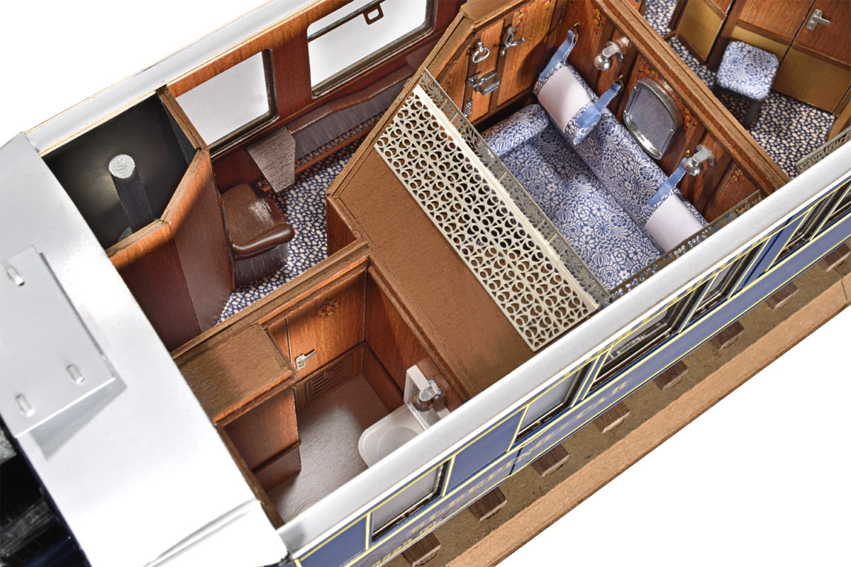 Amati Orient Express Schlafwagen 1_32 Modellbausatz