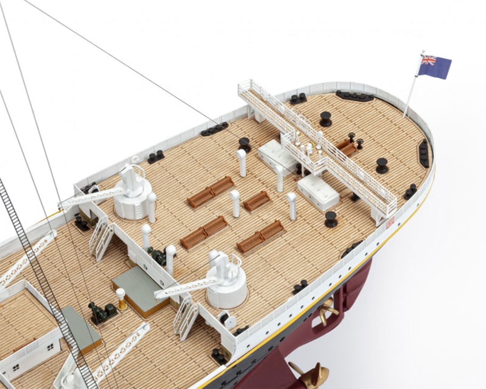 AMATI RMS Titanic 2025 Bausatz 1_250 Holzmodell
