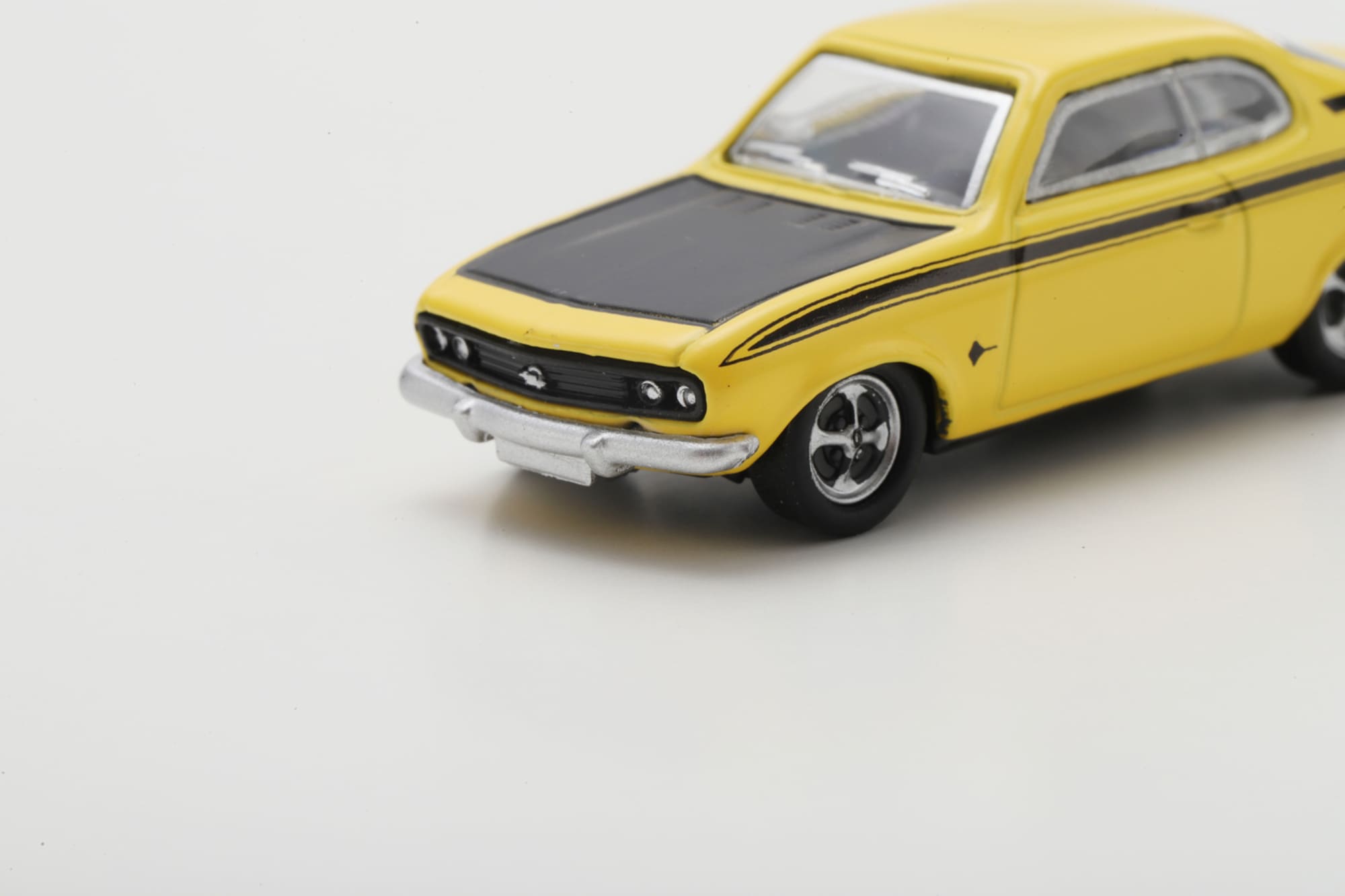 Schuco Opel Manta Turbo 1_87 Sammlermodell