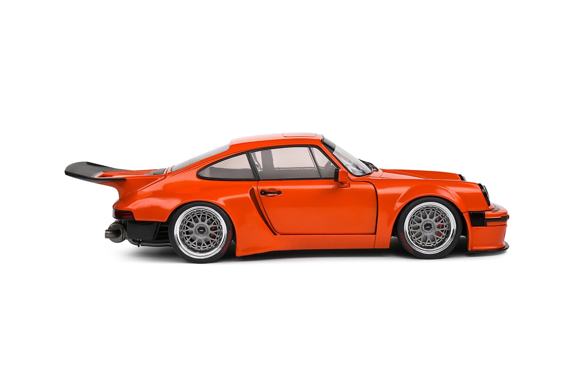 Solido KS-R 2022 orange Modellauto 1_18