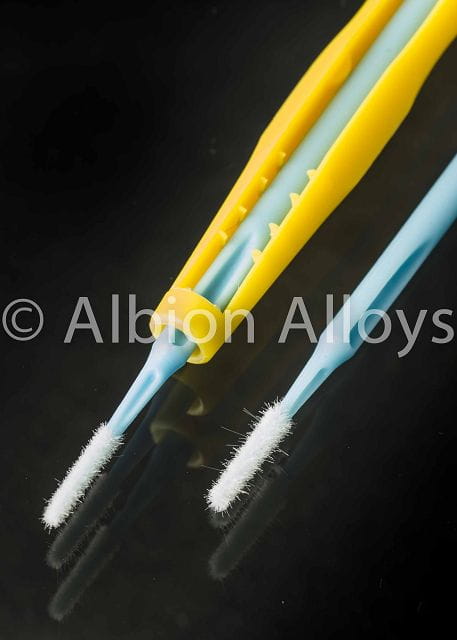 Krick Nano Brush Pinsel kleine Spitze hellblau mit Griff - RC-Zubehoer