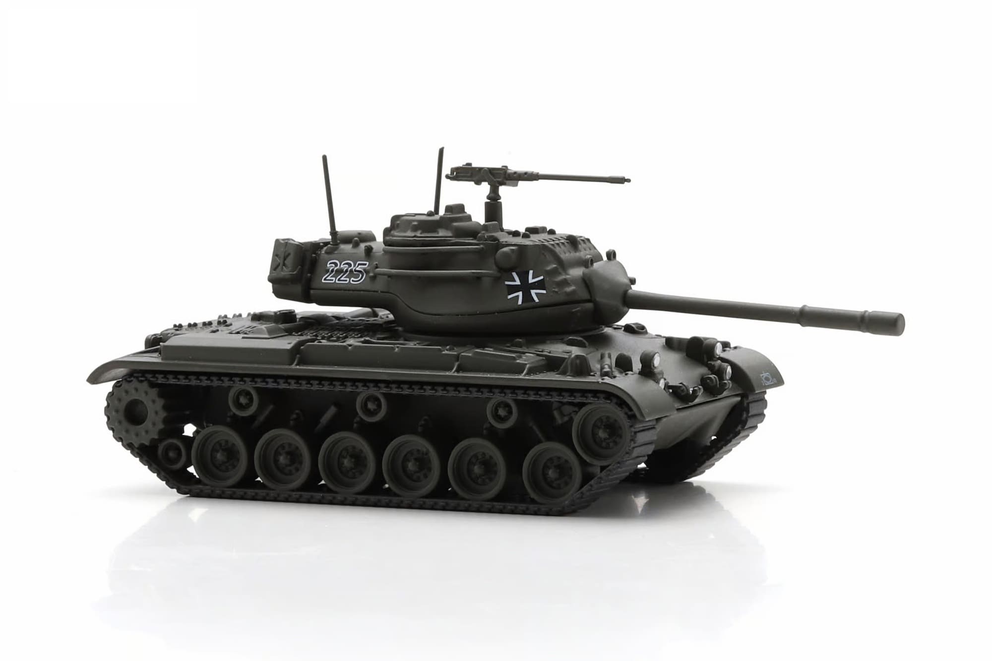 Schuco Bundeswehr Kampfpanzer M47 Olivgruen 1_87 Sammlermodell
