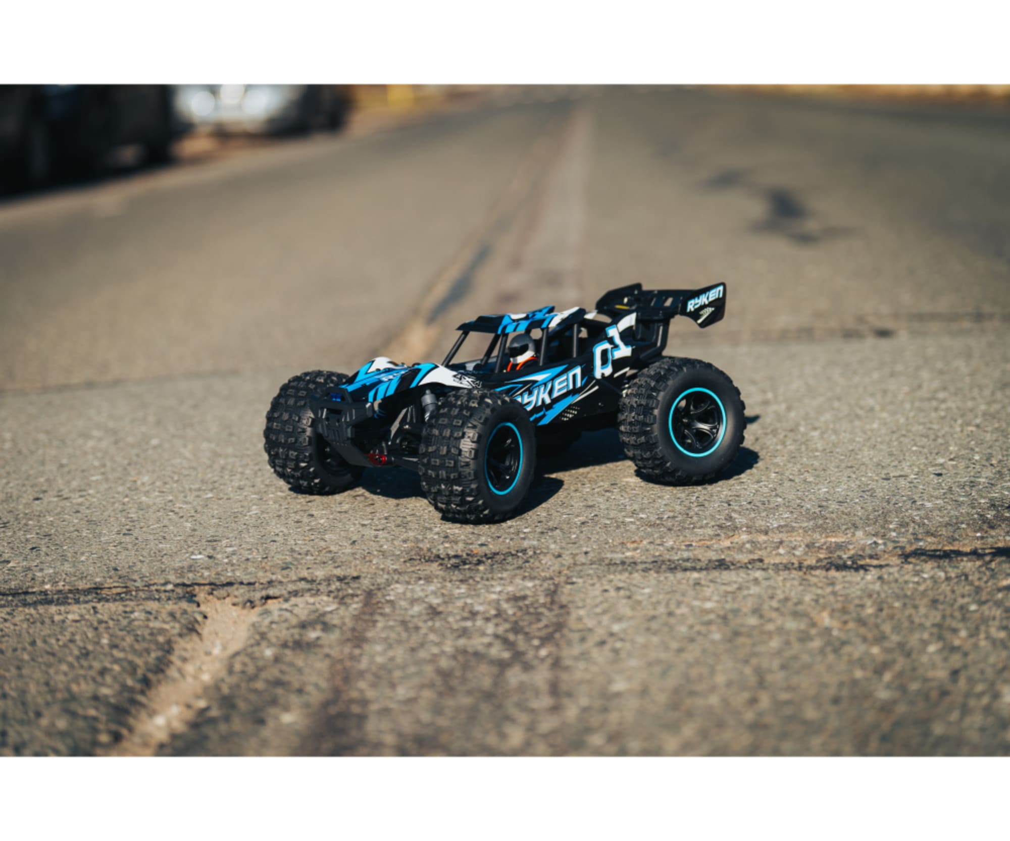 Carson XS Ryken 1_10 RC Monstertruck blau