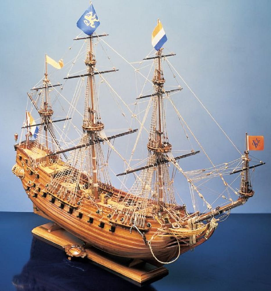 Modell der Prins Willem im Massstab 1_100_ historisches Schiffsmodell aus Holz