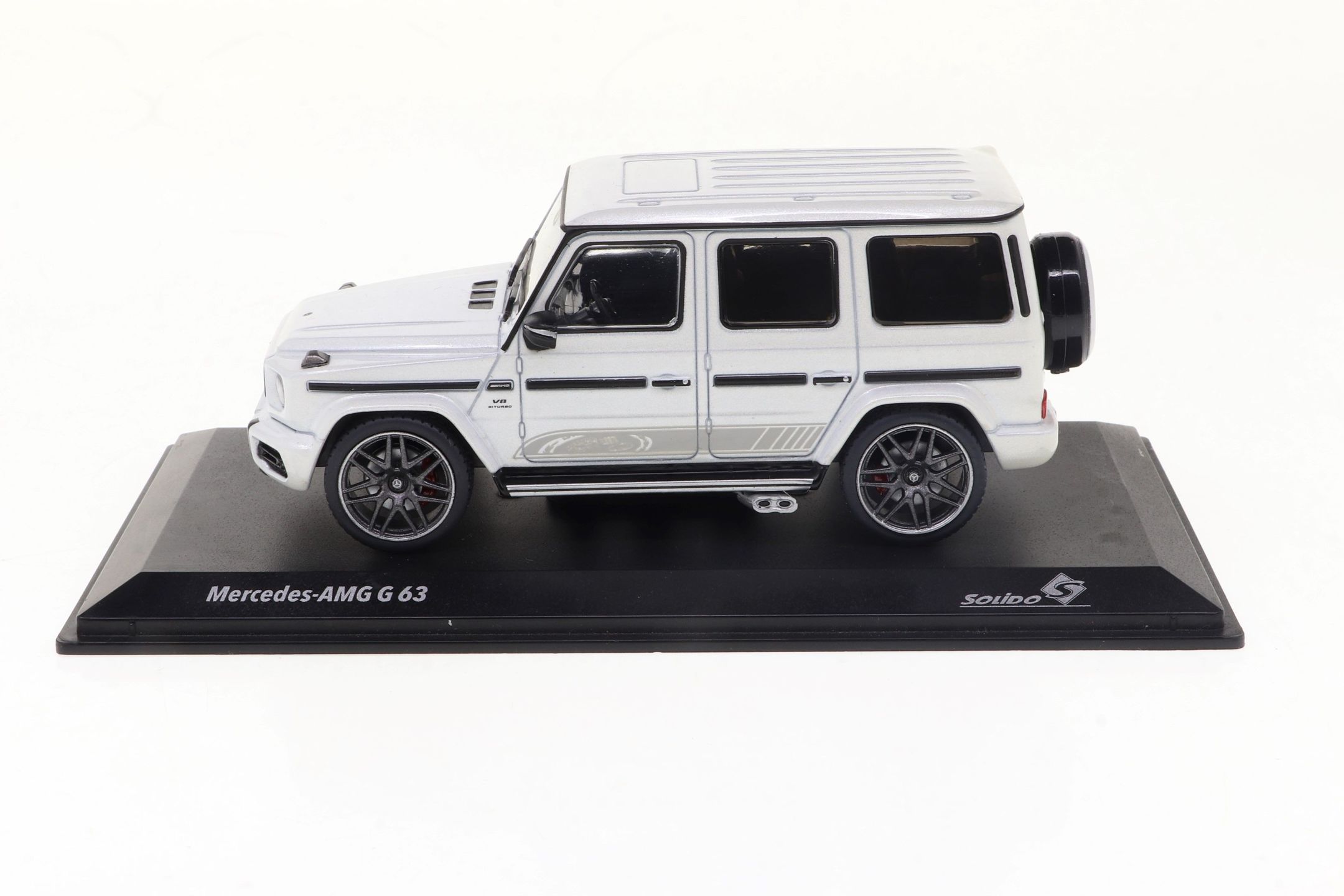 Solido 1_43 Mercedes AMG G63 2022 Modellauto in Diamantweiss