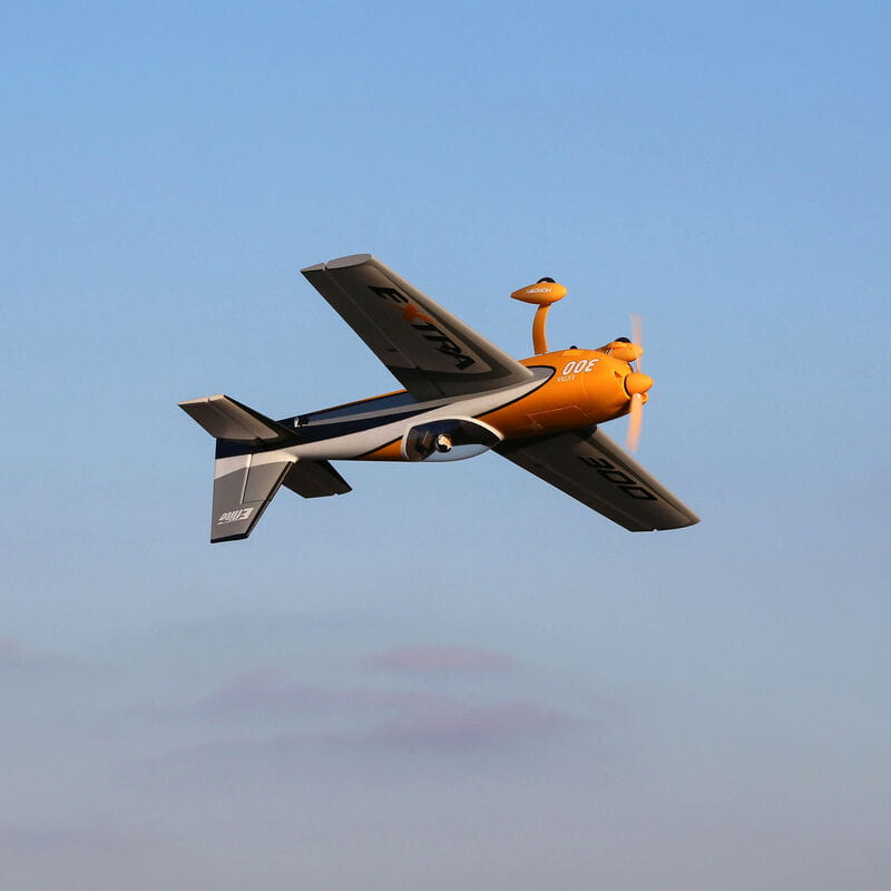 E-flite RC Flugzeug Extra 300 1.3M BNF Basic E-flite RC Flugzeug Extra 300 1.3M BNF Basic