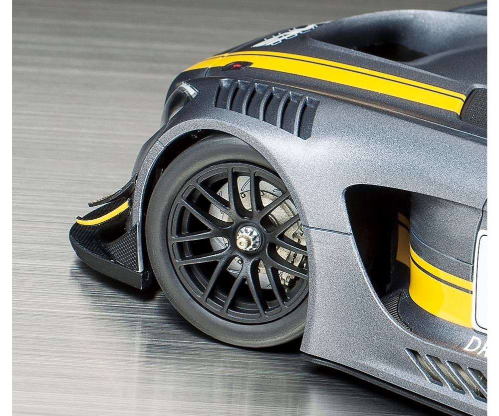 Tamiya 1_24 Mercedes-AMG GT3 Modellbausatz mit detaillierter Karosserie und Innenraum