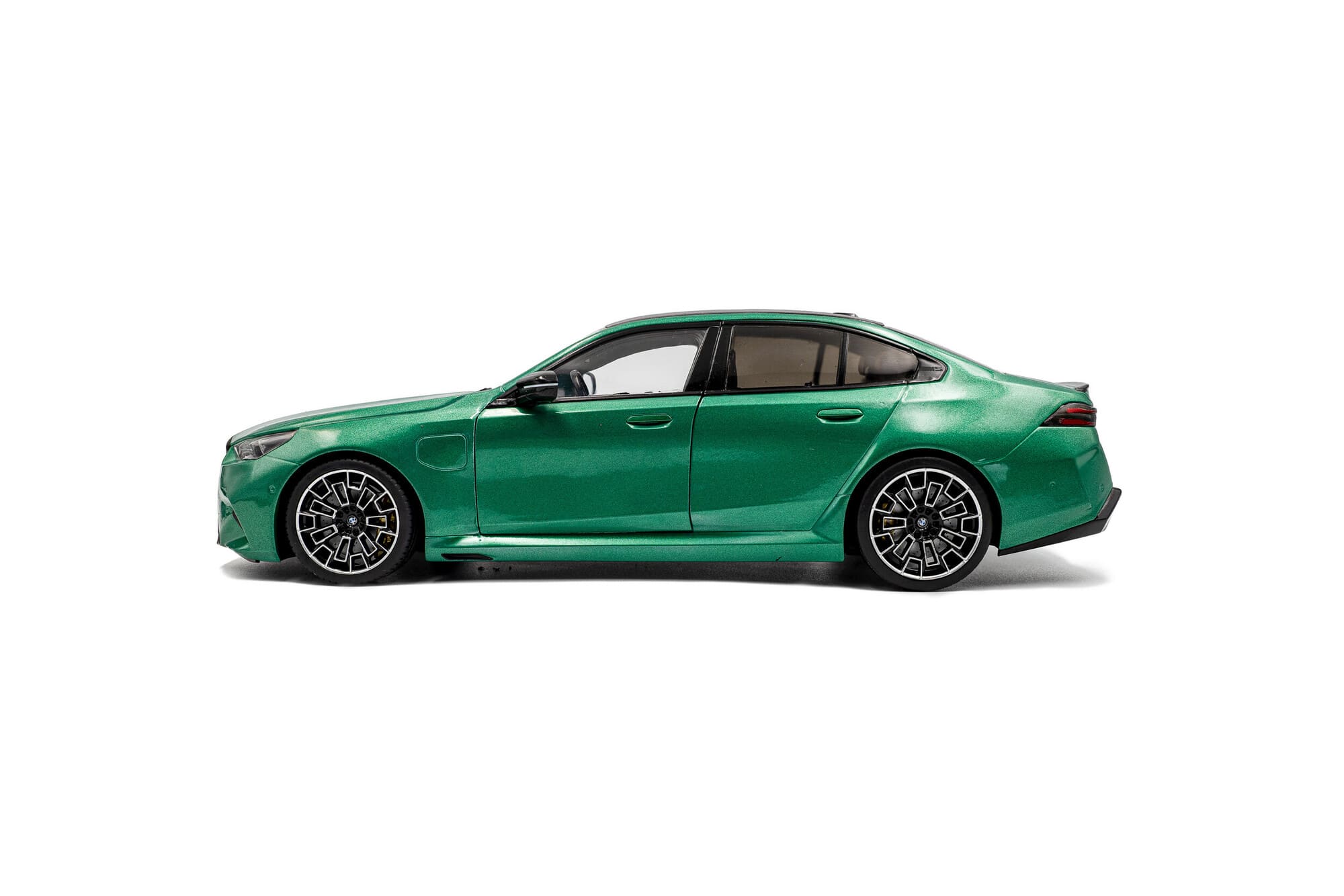 Solido BMW M5 G90 Isle of Man Green Standmodellauto im Massstab 1_18