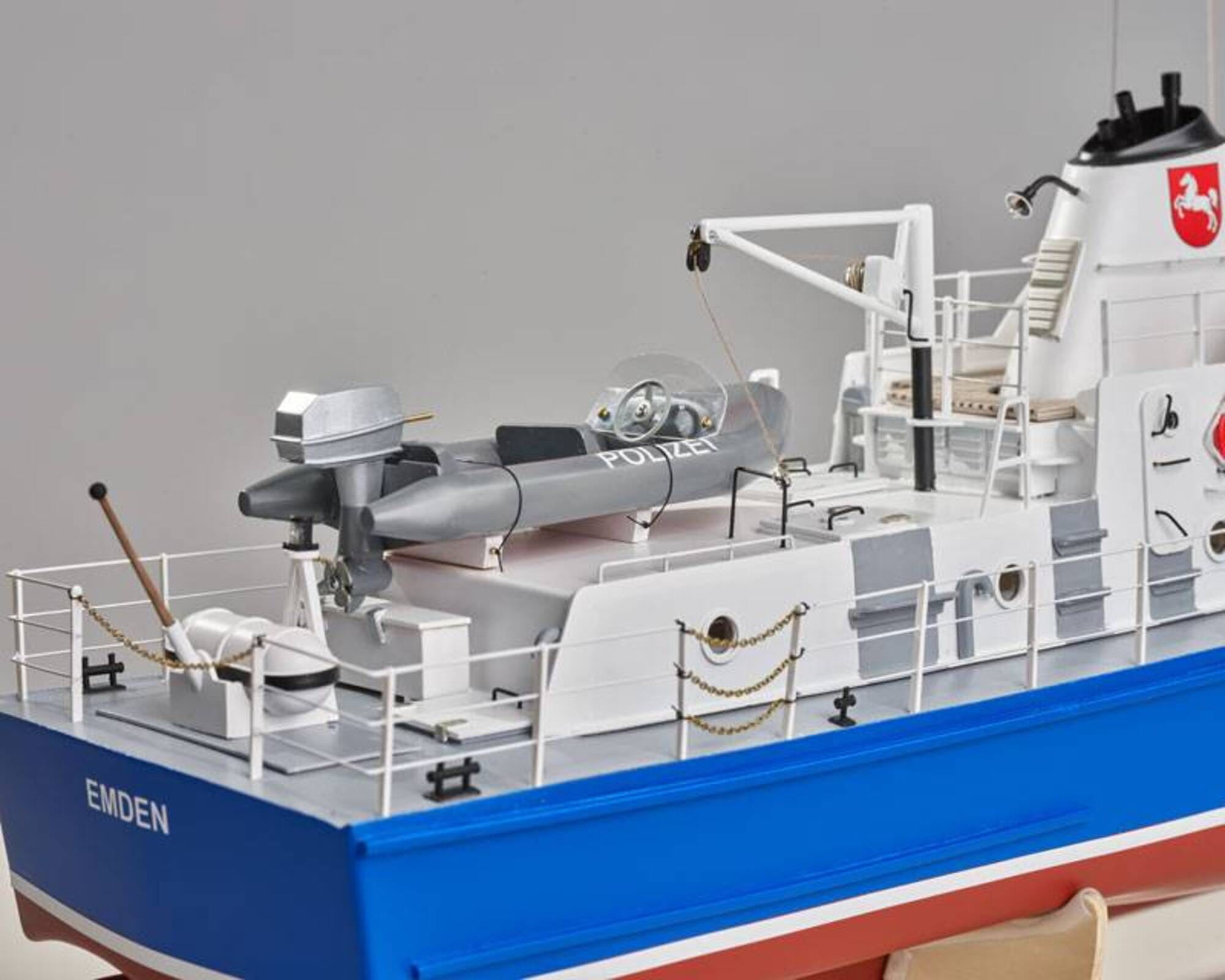 Polizeiboot W3 Bausatz 1_25 von romarin by krick