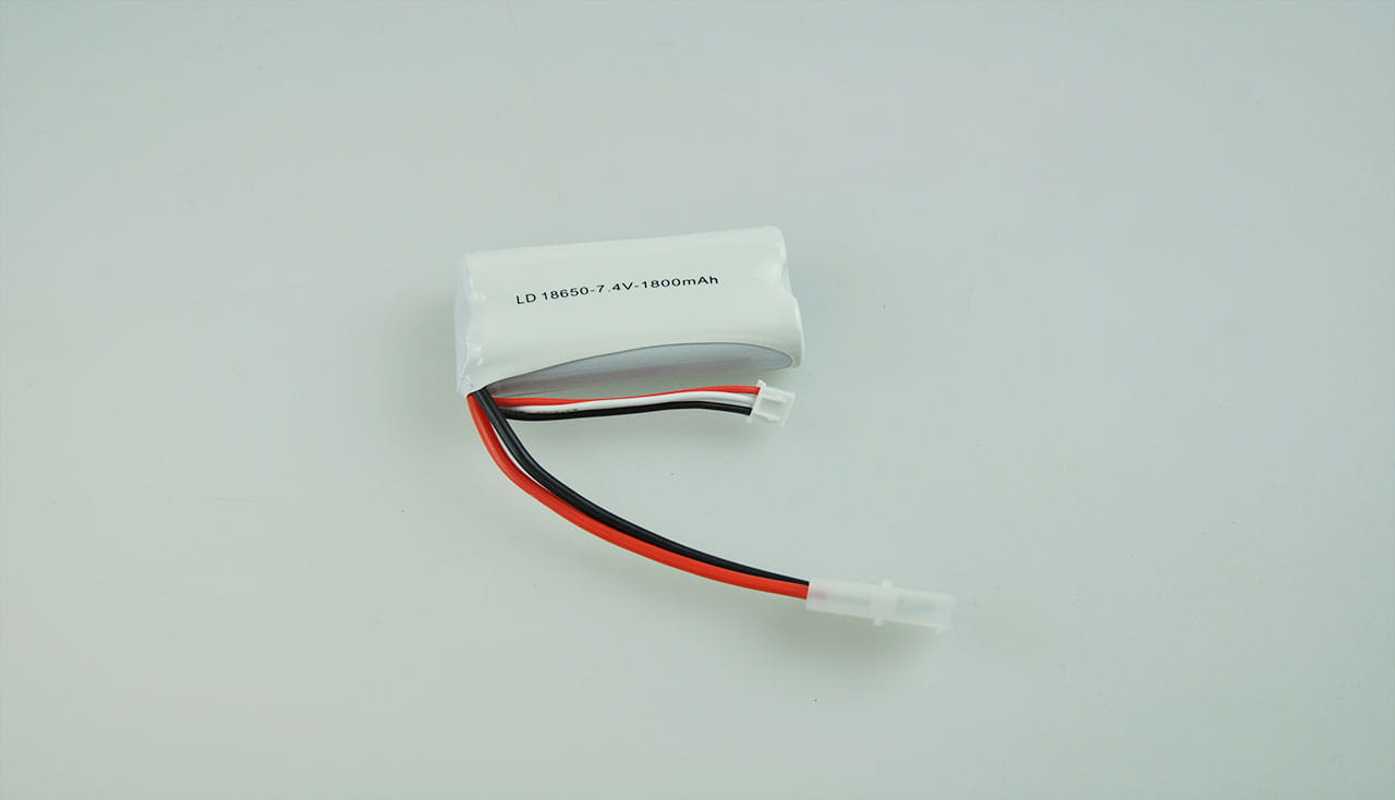Amewi LiIon Akku 7_4V 1800mAh Tamiya Plug - RC-Zubehoer