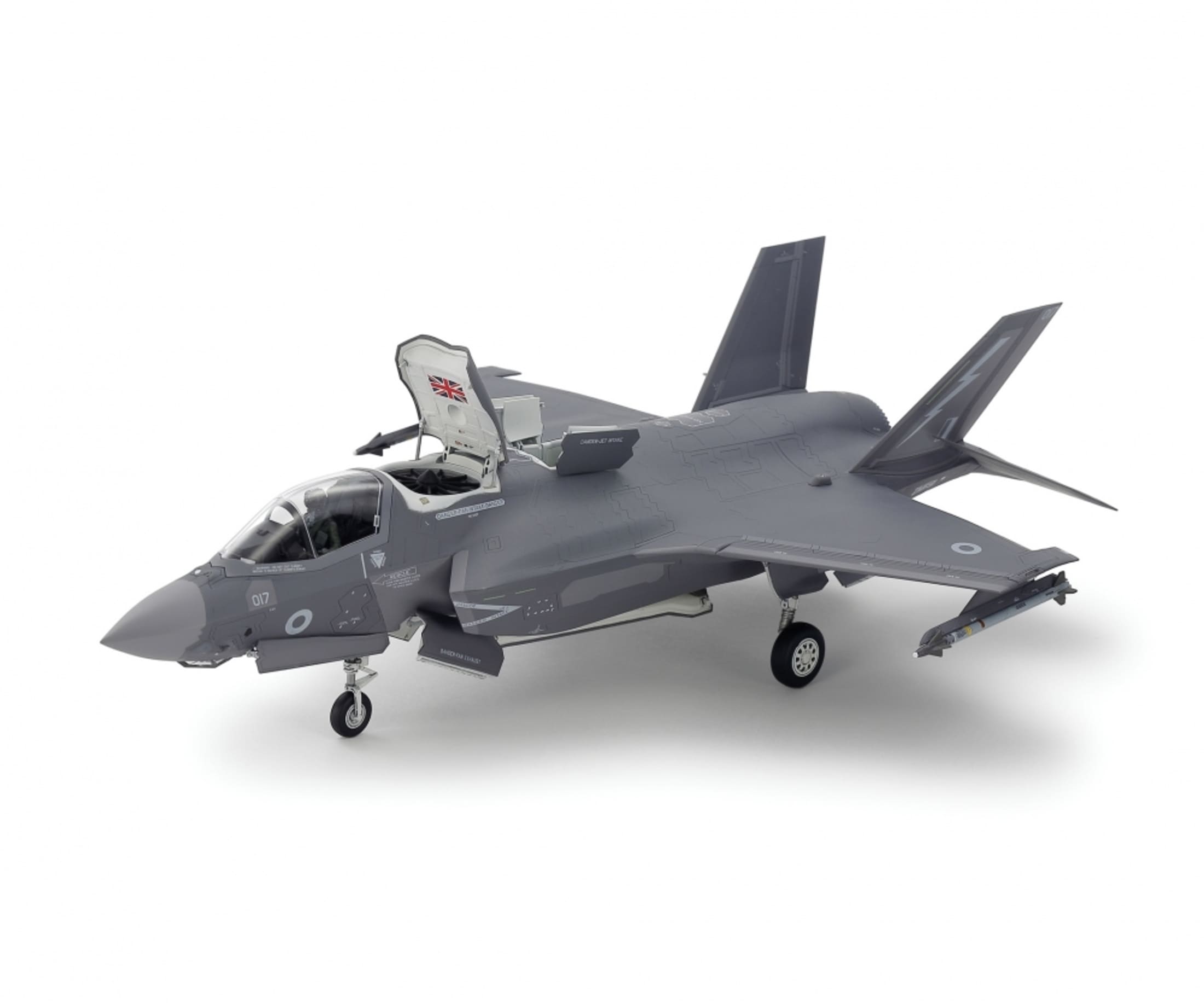 tamiya-1-72-f-35b-lightning-ii-plastik-modellbausatz