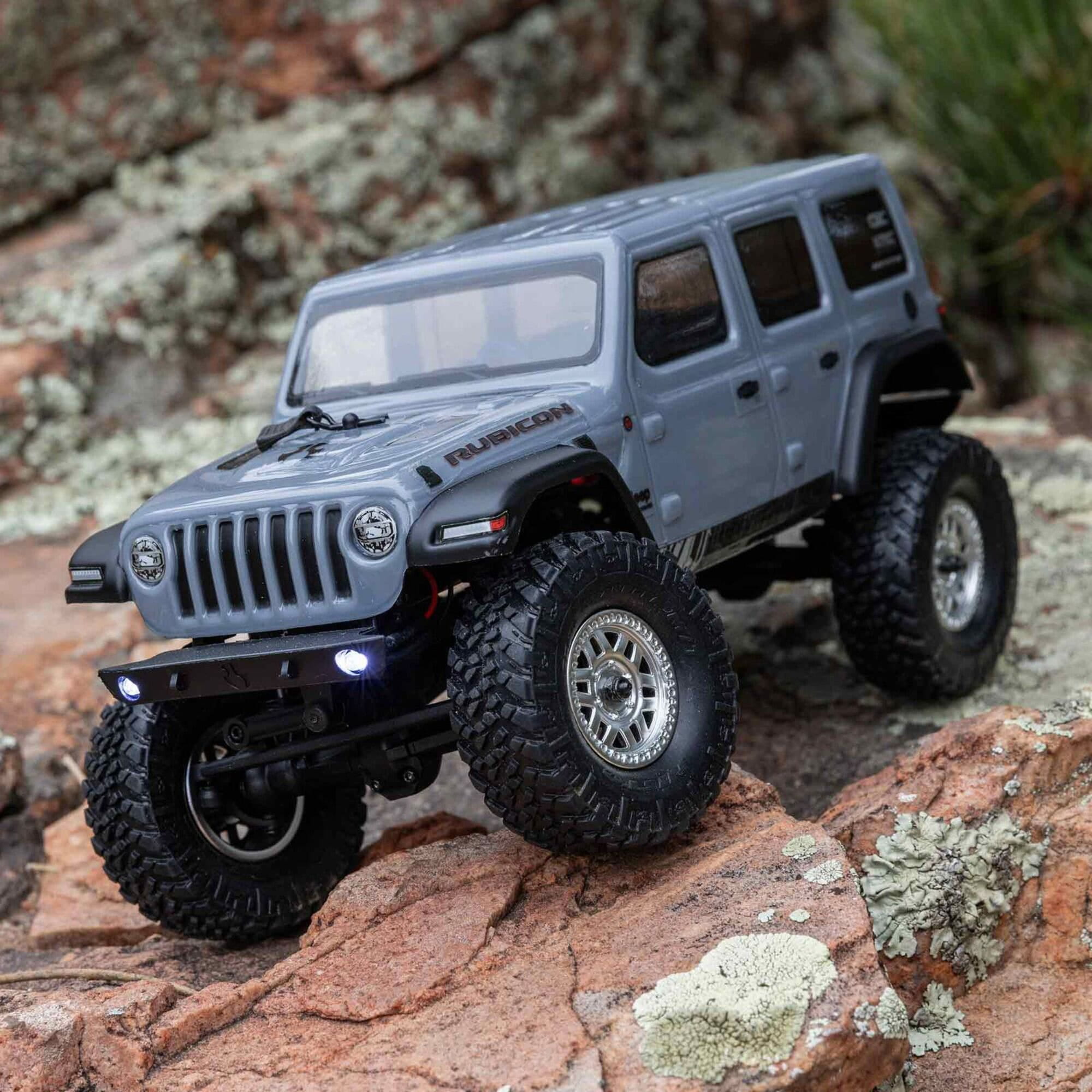 axial scx24 jeep wrangler jlu 4x4 rtr rock crawler mit akku und ladegeraet Axial SCX24 Jeep Wrangler JLU 4X4 RTR – Detailgetreue Karosserie und robuste Ausstattungen
