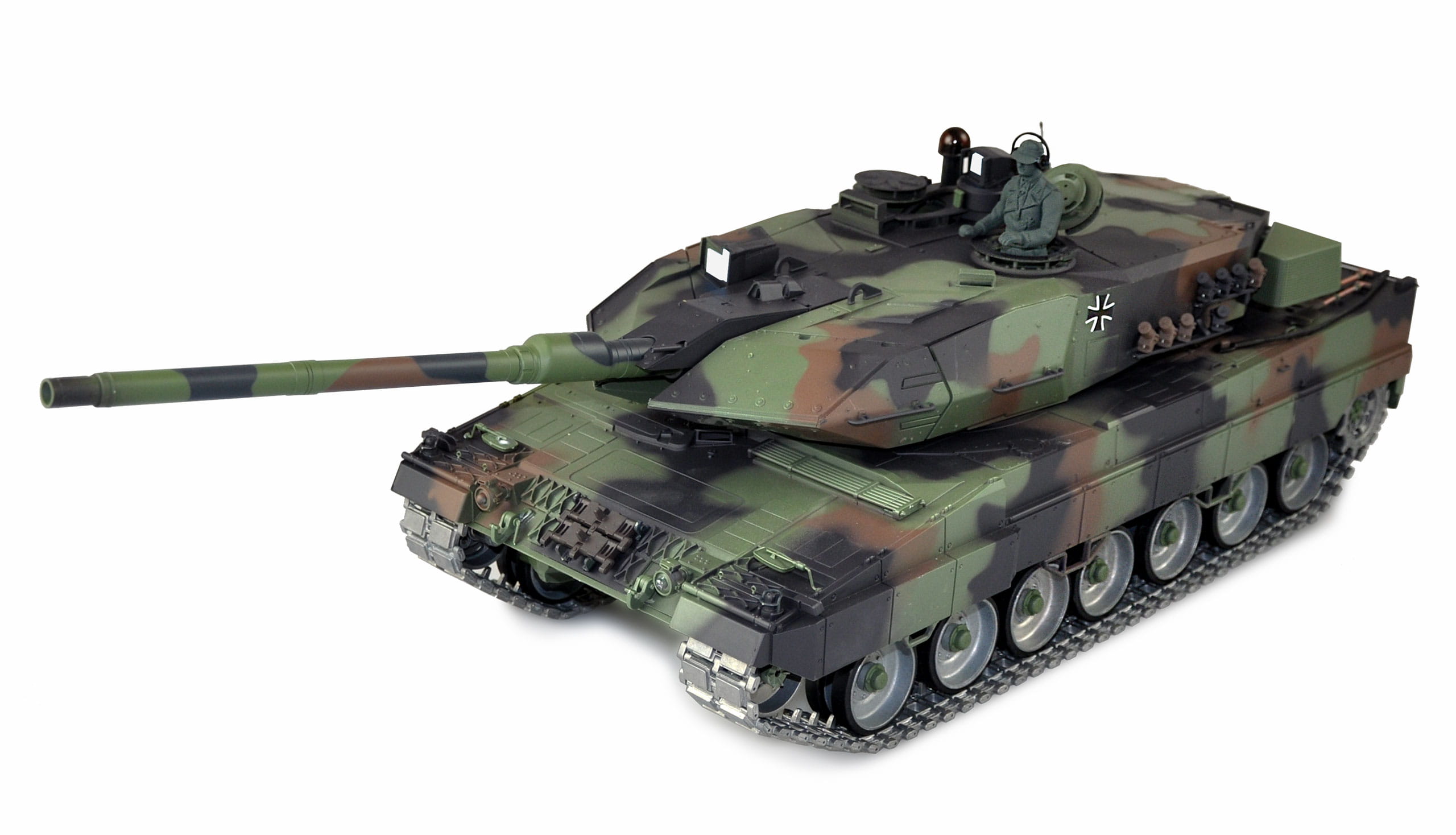 Amewi RC Panzer Leopard 2A6 1:16 Professional Line IR BB