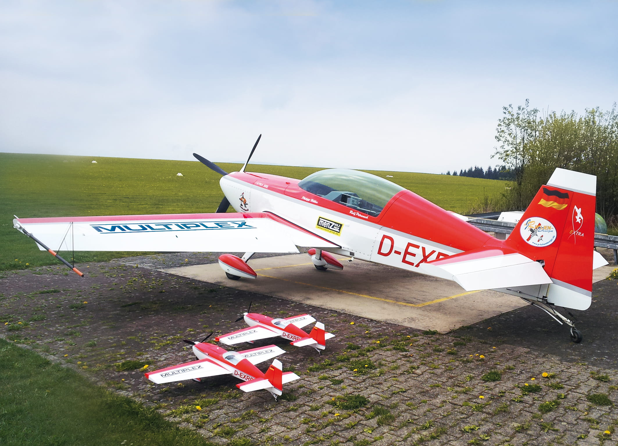 Multiplex RC Flugzeug RR Extra 300 S RC Flugzeug RR Extra 300 S
