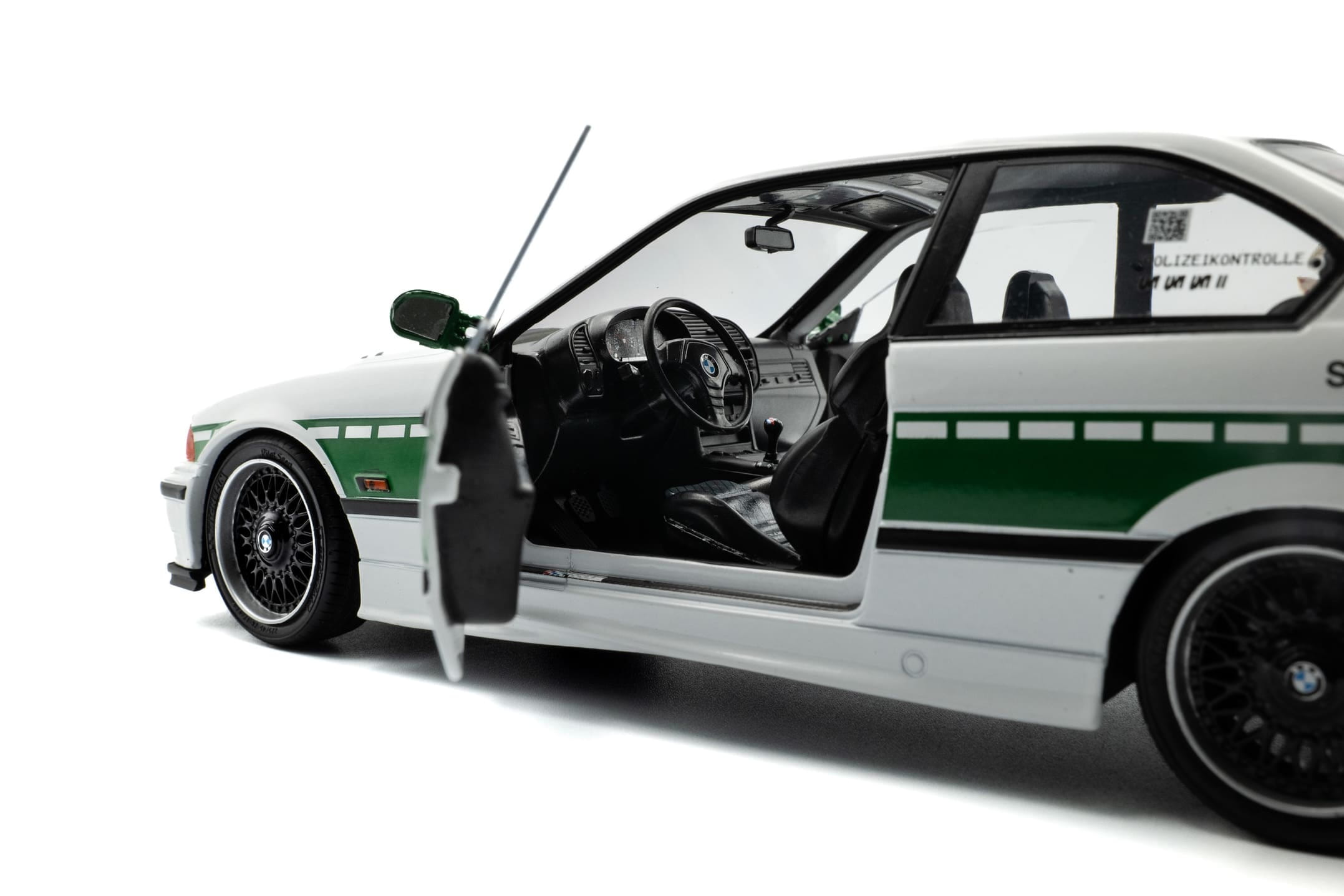 BMW E36 M3 Polizei 1_18 Modellauto - Detailgetreue Nachbildung